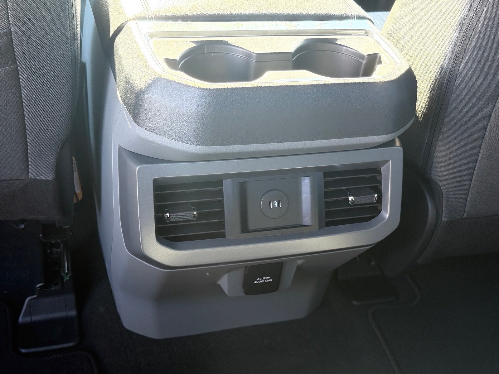 2027 Ford Super Duty F-250 SRW F-250® XLT