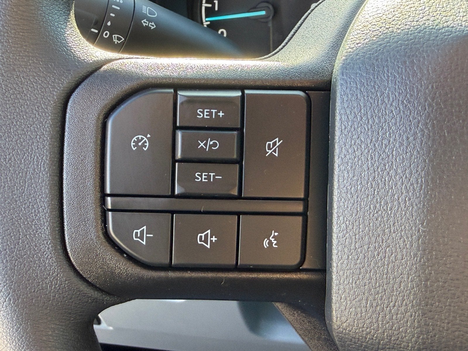 2027 Ford Super Duty F-250 SRW F-250® XLT