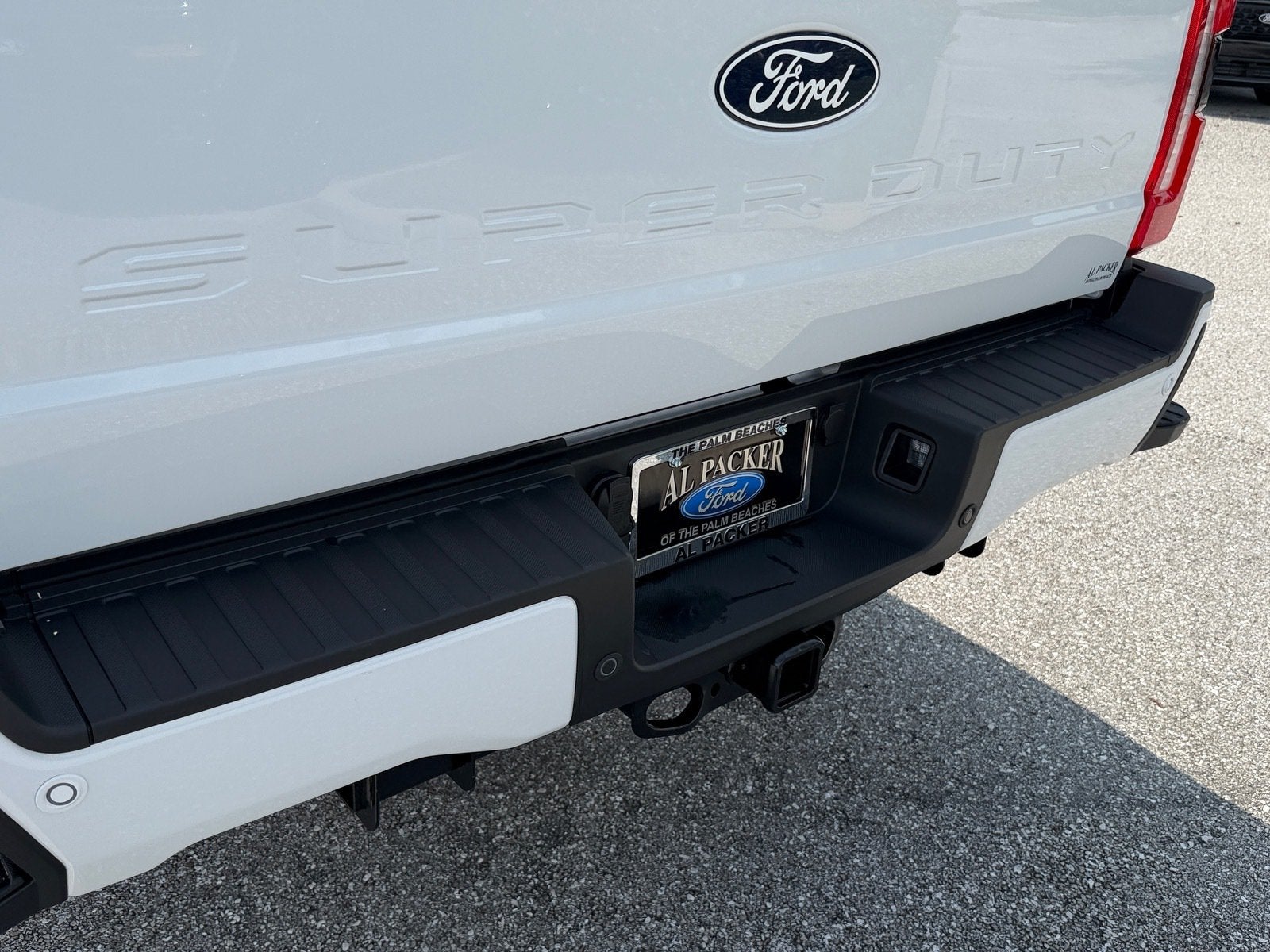 2027 Ford Super Duty F-250 SRW LARIAT