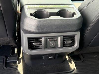2027 Ford Super Duty F-250 SRW LARIAT