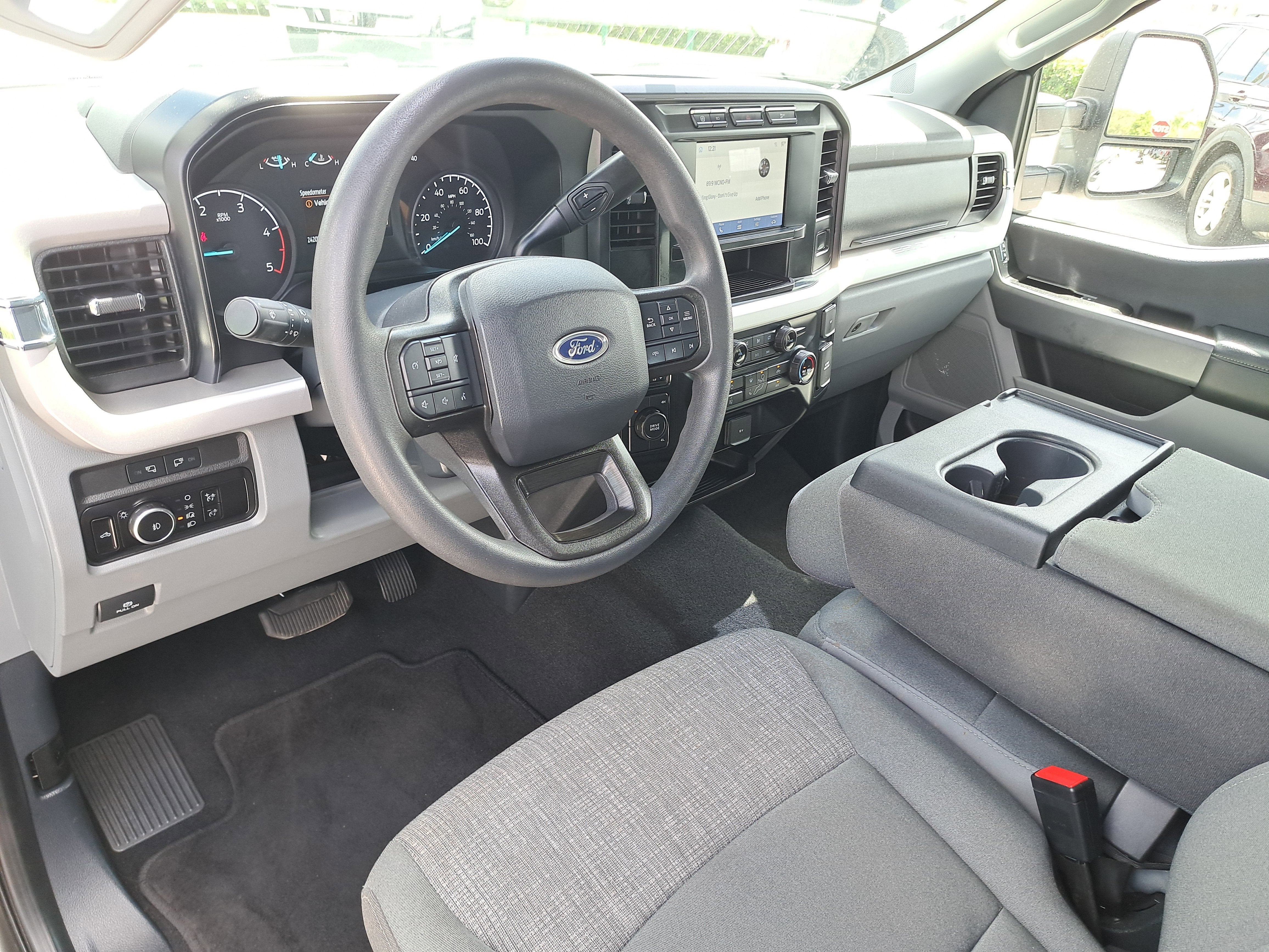 2023 Ford Super Duty F-250 SRW XLT