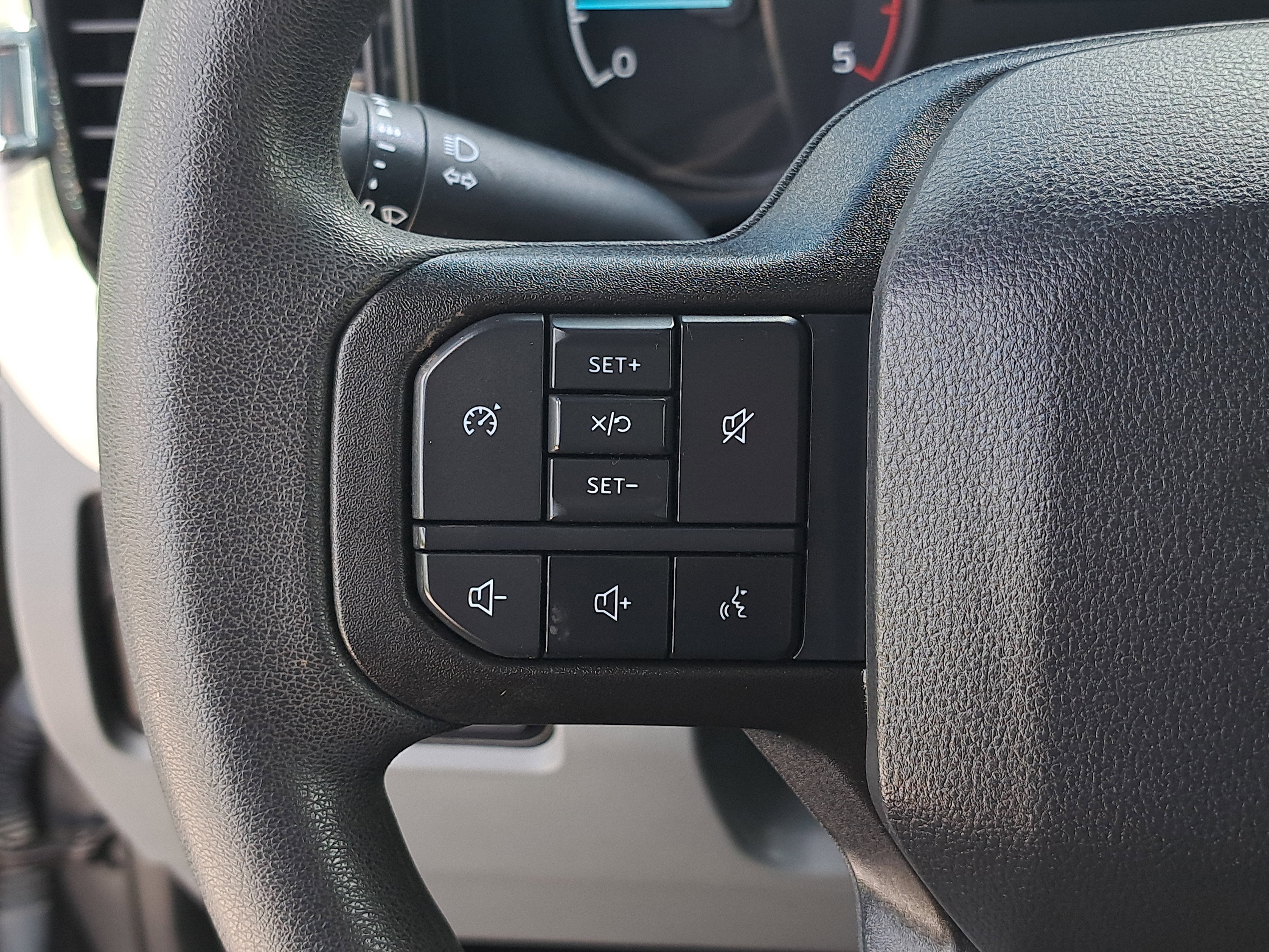 2023 Ford Super Duty F-250 SRW XLT