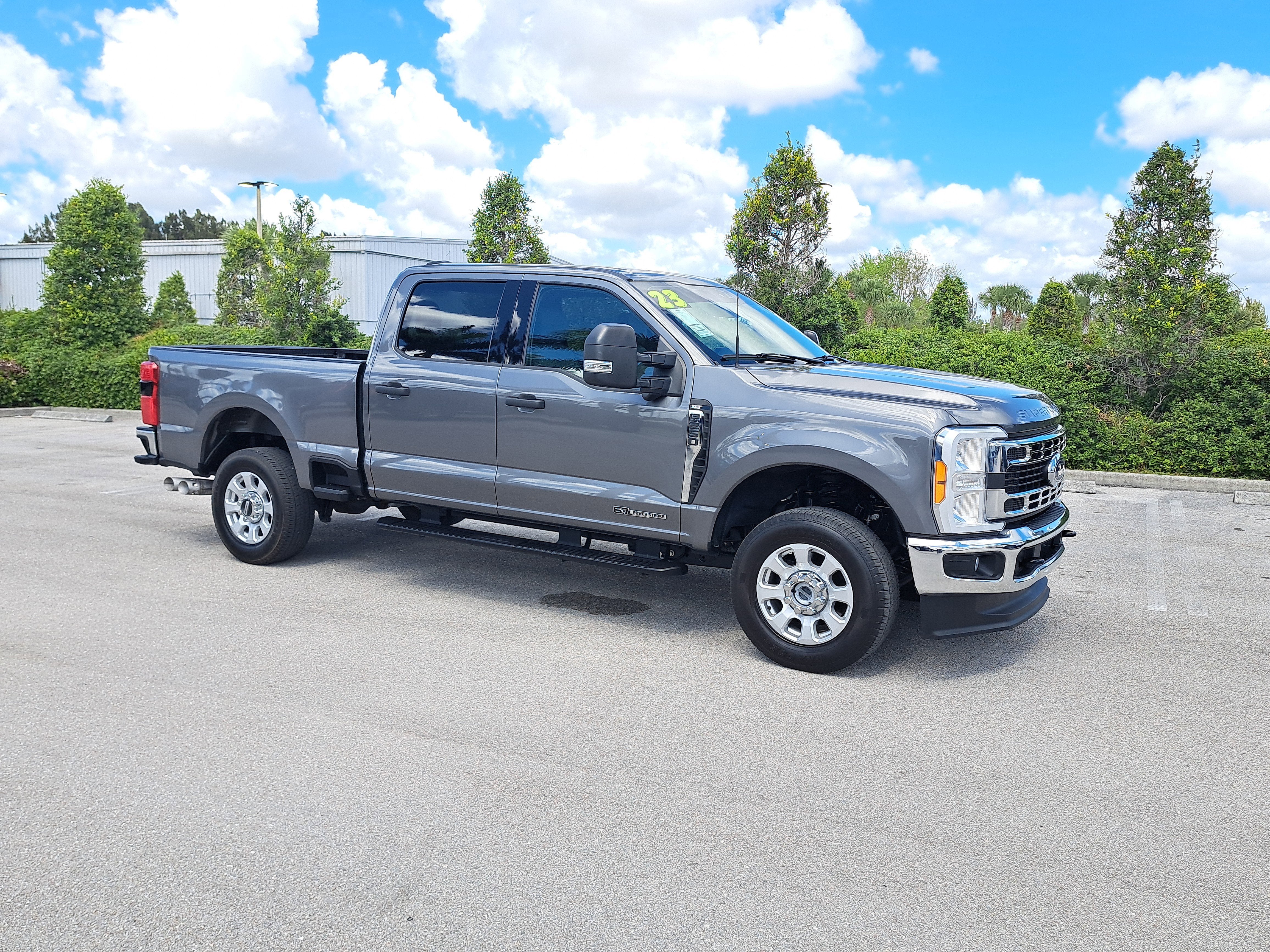 2023 Ford Super Duty F-250 SRW XLT