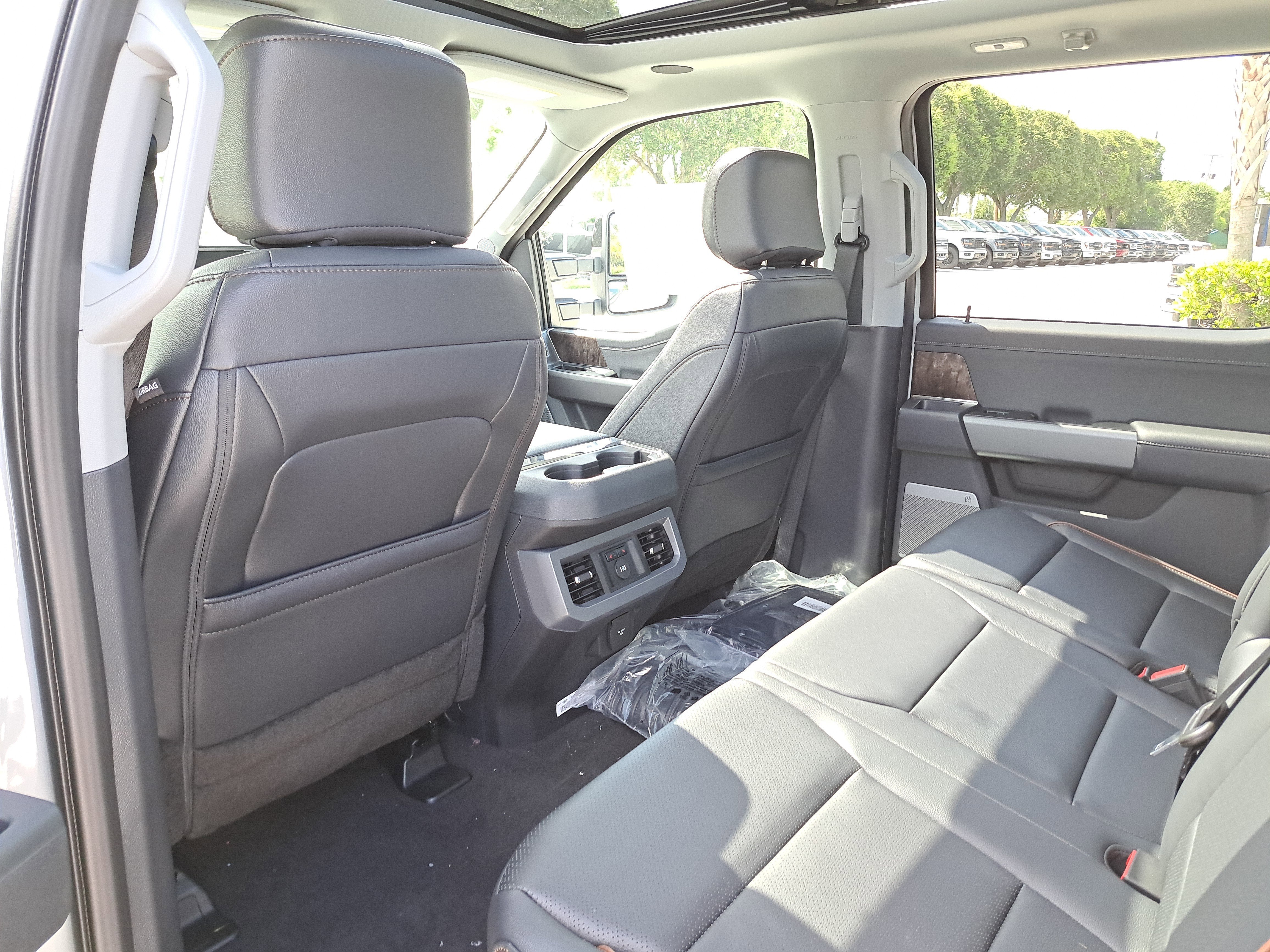 2025 Ford Super Duty F-250 SRW LARIAT