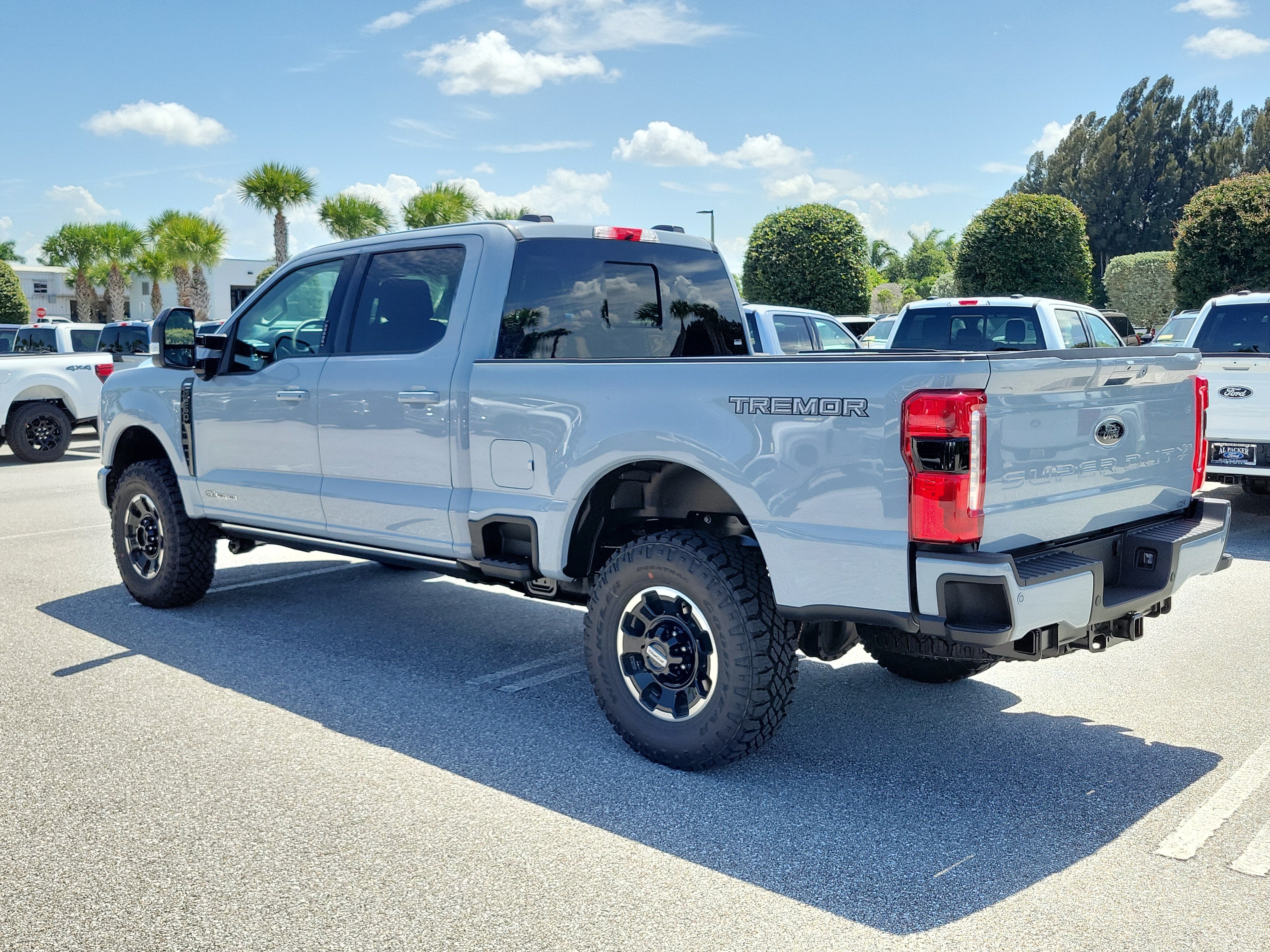 2026 Ford Super Duty F-250 SRW LARIAT