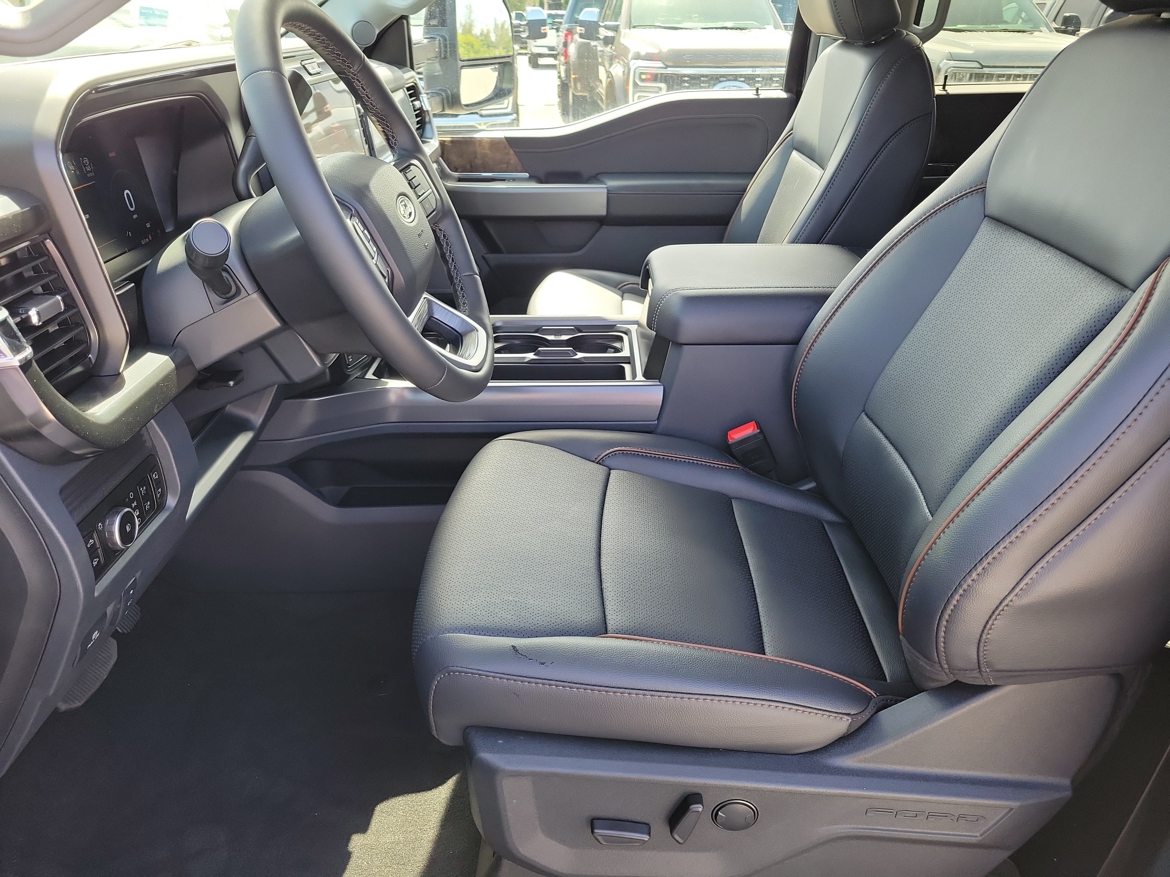 2026 Ford Super Duty F-250 SRW Platinum