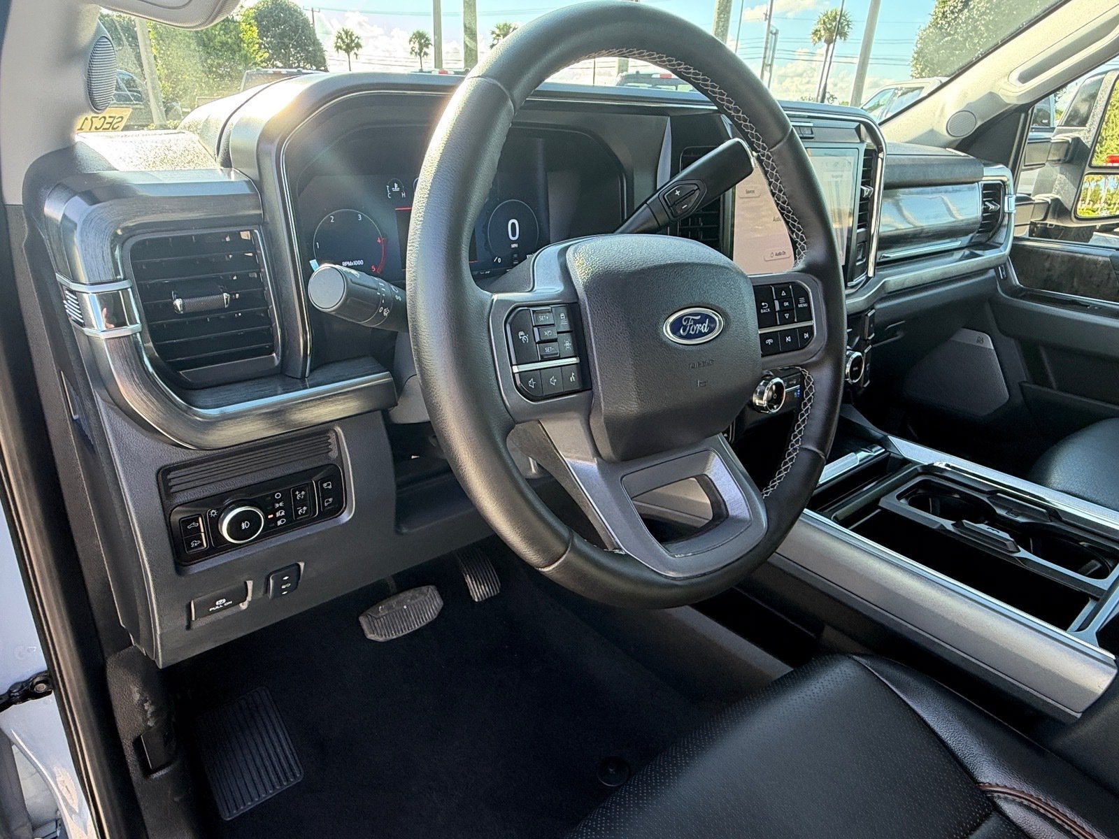 2025 Ford Super Duty F-250 SRW LARIAT