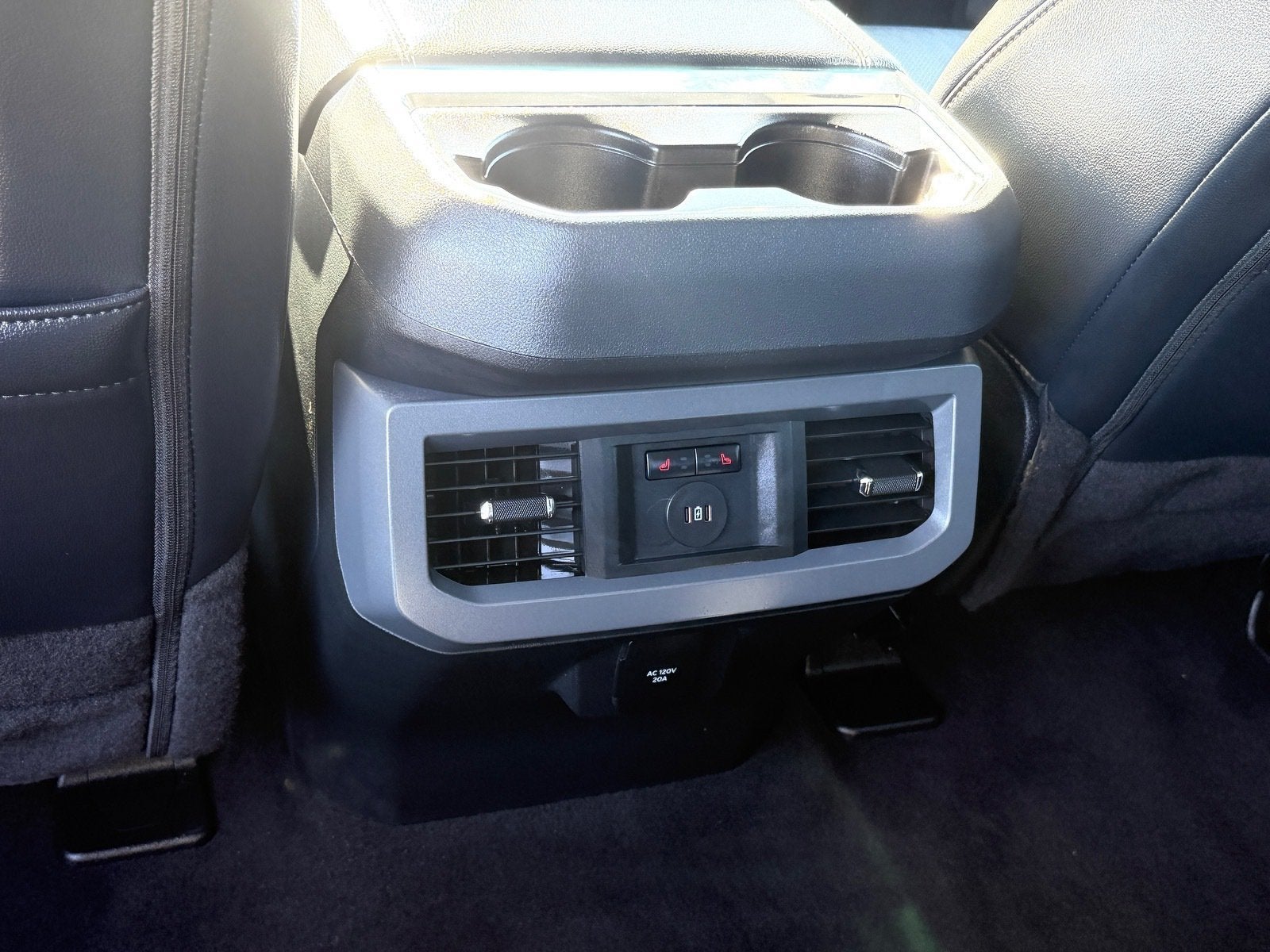2025 Ford Super Duty F-250 SRW LARIAT