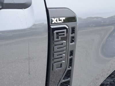 2026 Ford Super Duty F-250 SRW XLT
