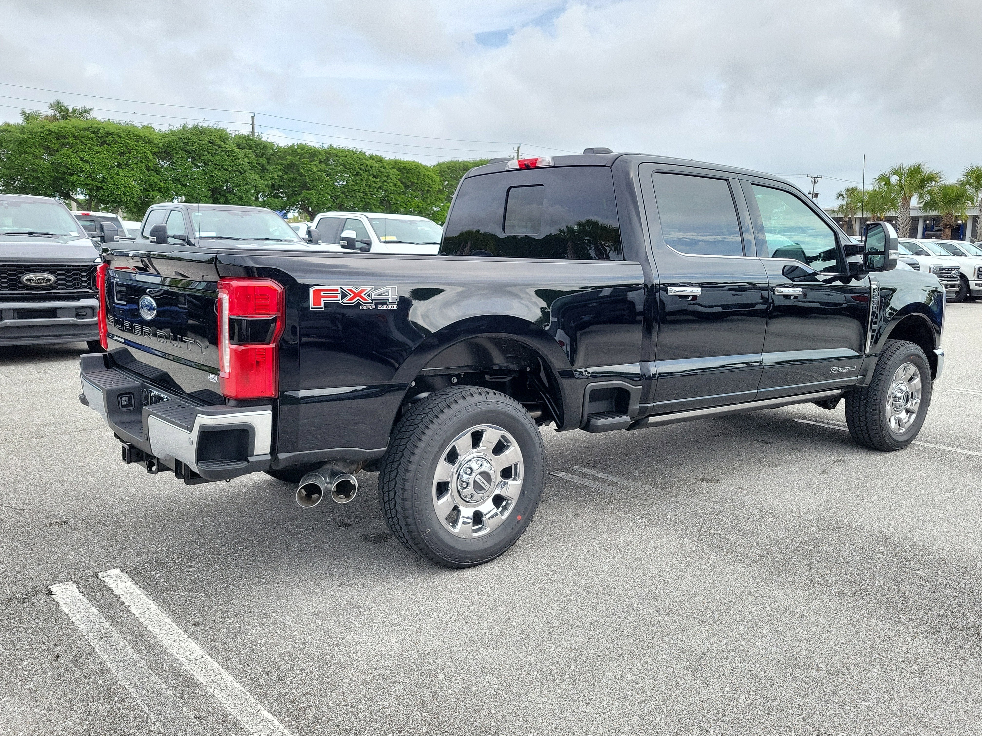 2026 Ford Super Duty F-250 SRW LARIAT