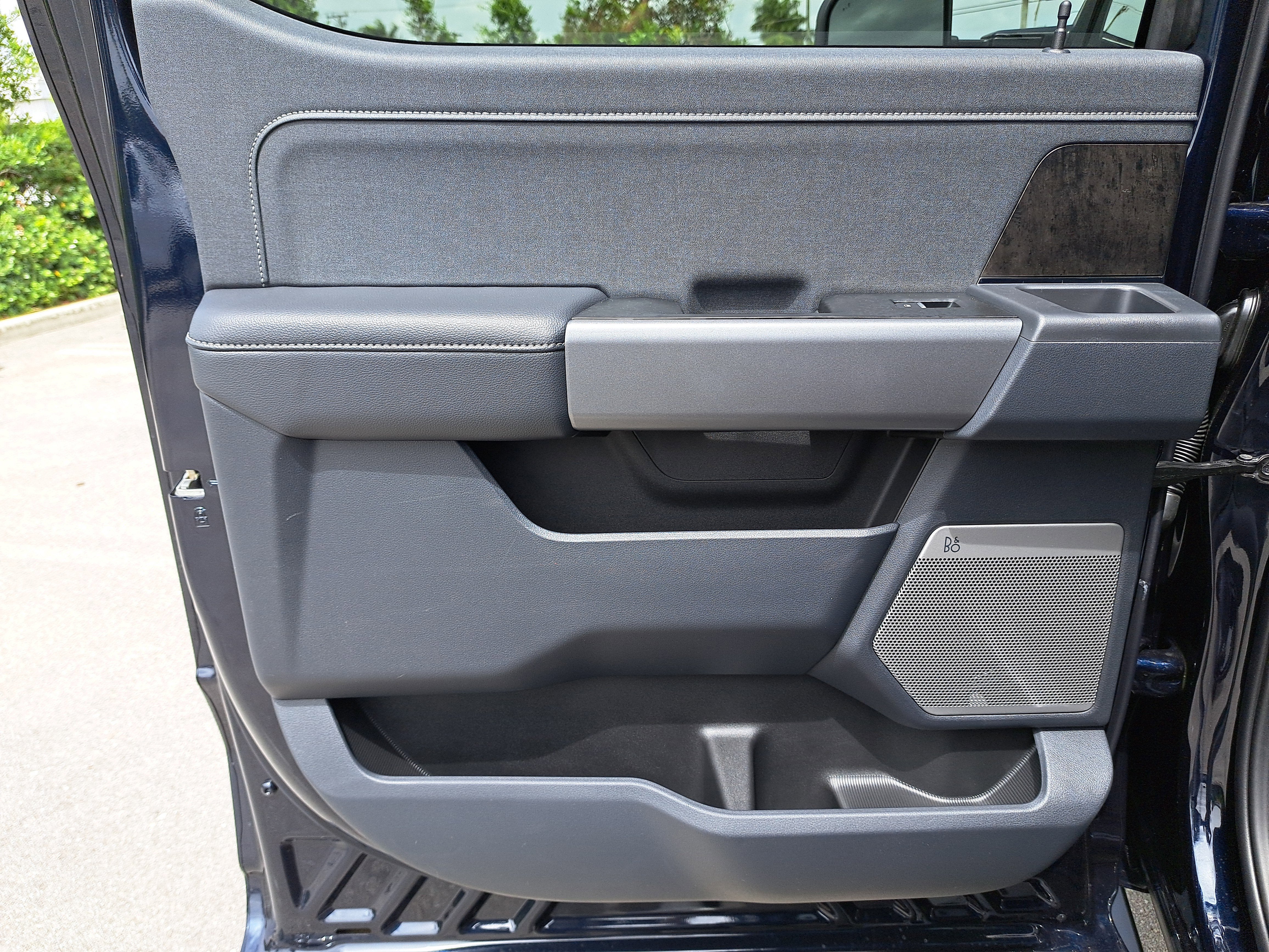 2025 Ford Super Duty F-250 SRW LARIAT