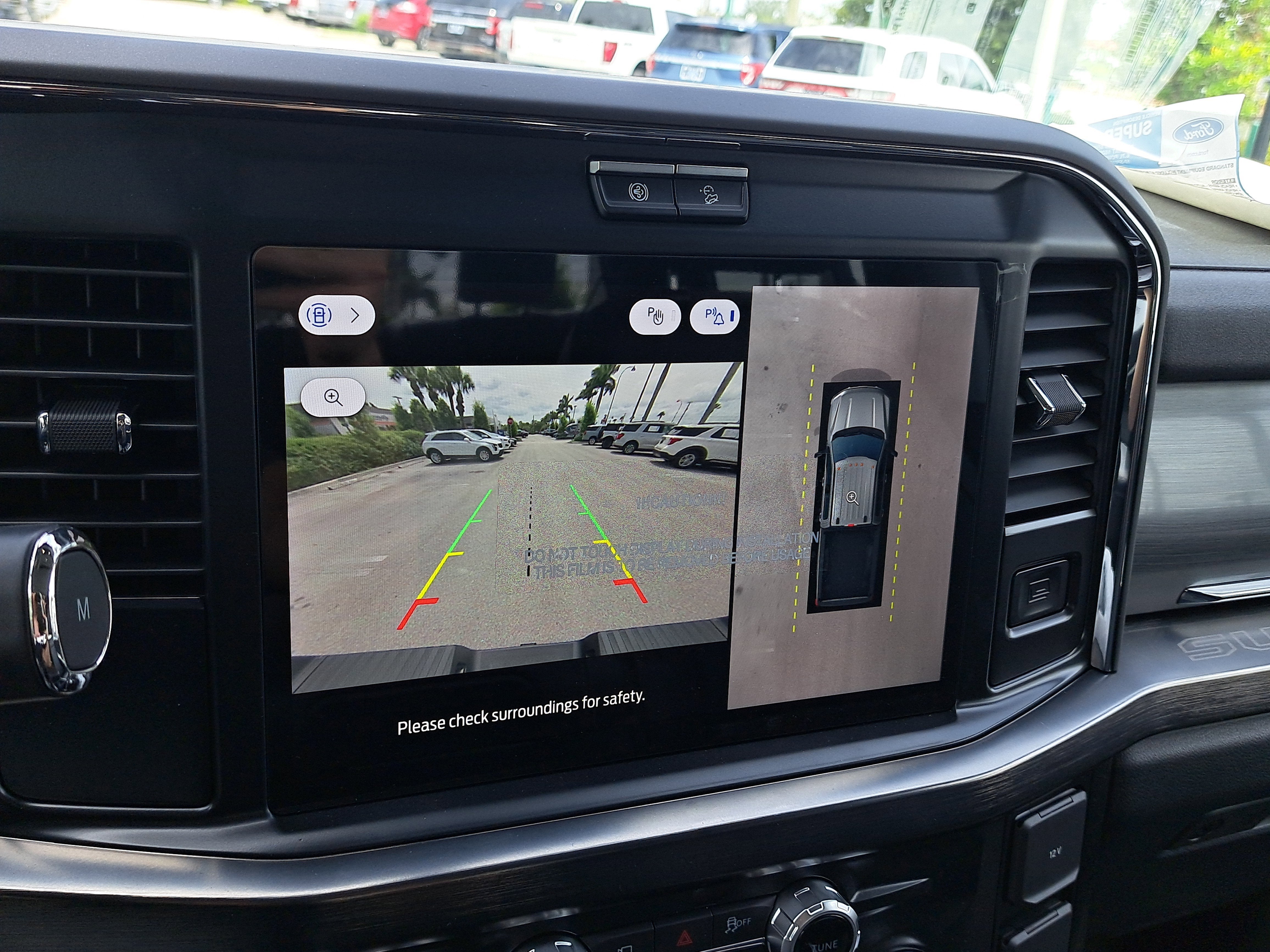 2025 Ford Super Duty F-250 SRW LARIAT