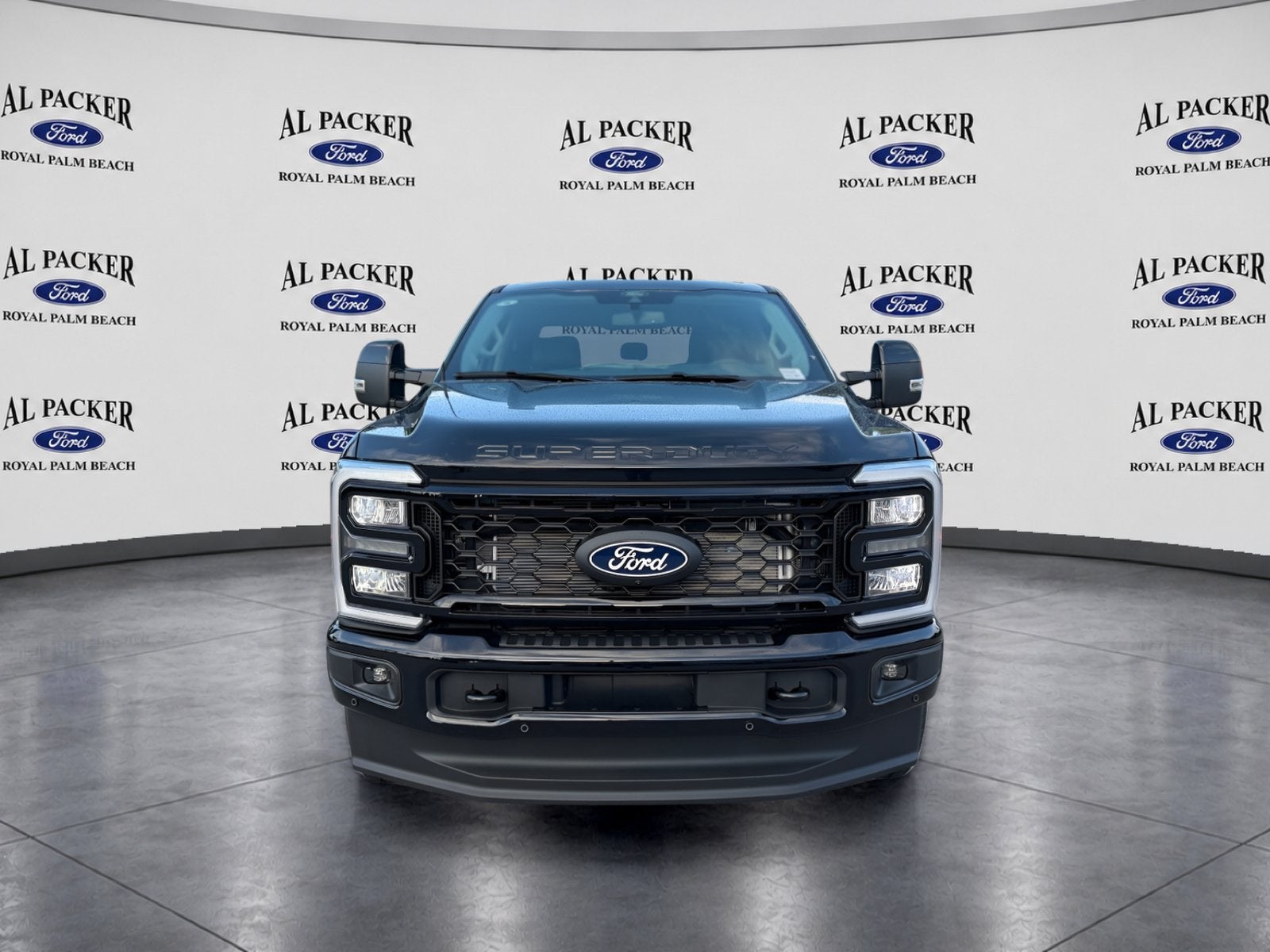 2027 Ford Super Duty F-350 SRW F-350® Lariat®