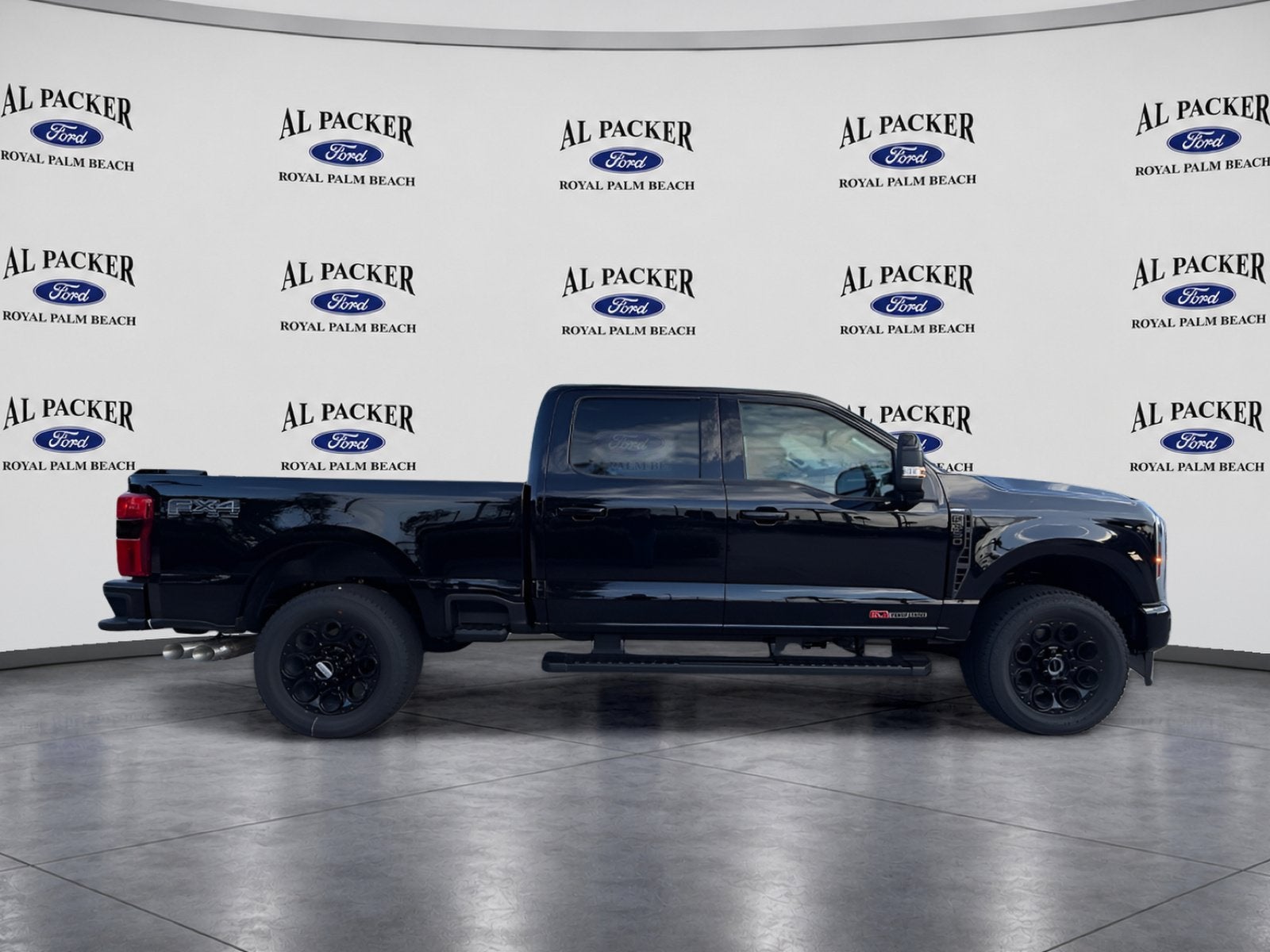 2027 Ford Super Duty F-350 SRW F-350® Lariat®