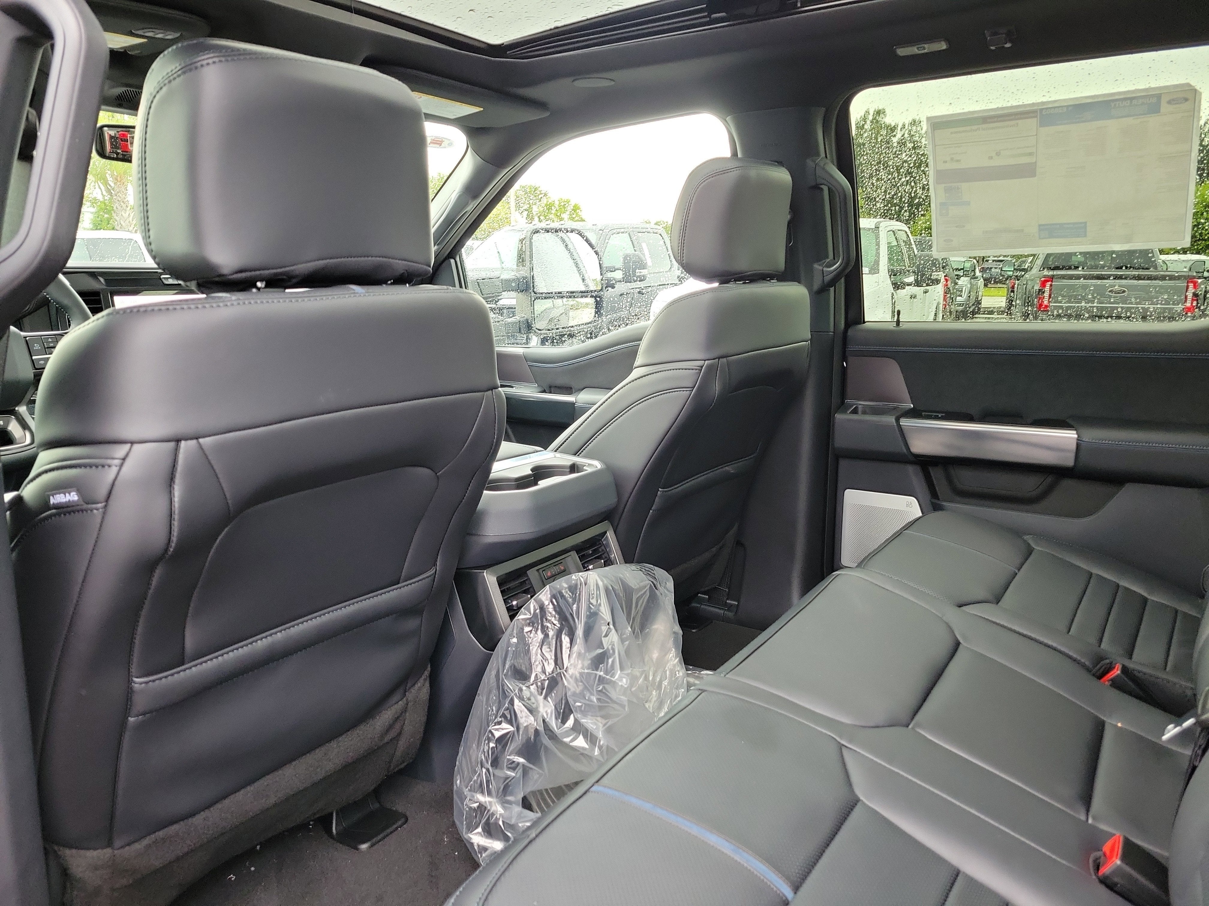 2026 Ford Super Duty F-350 SRW Platinum