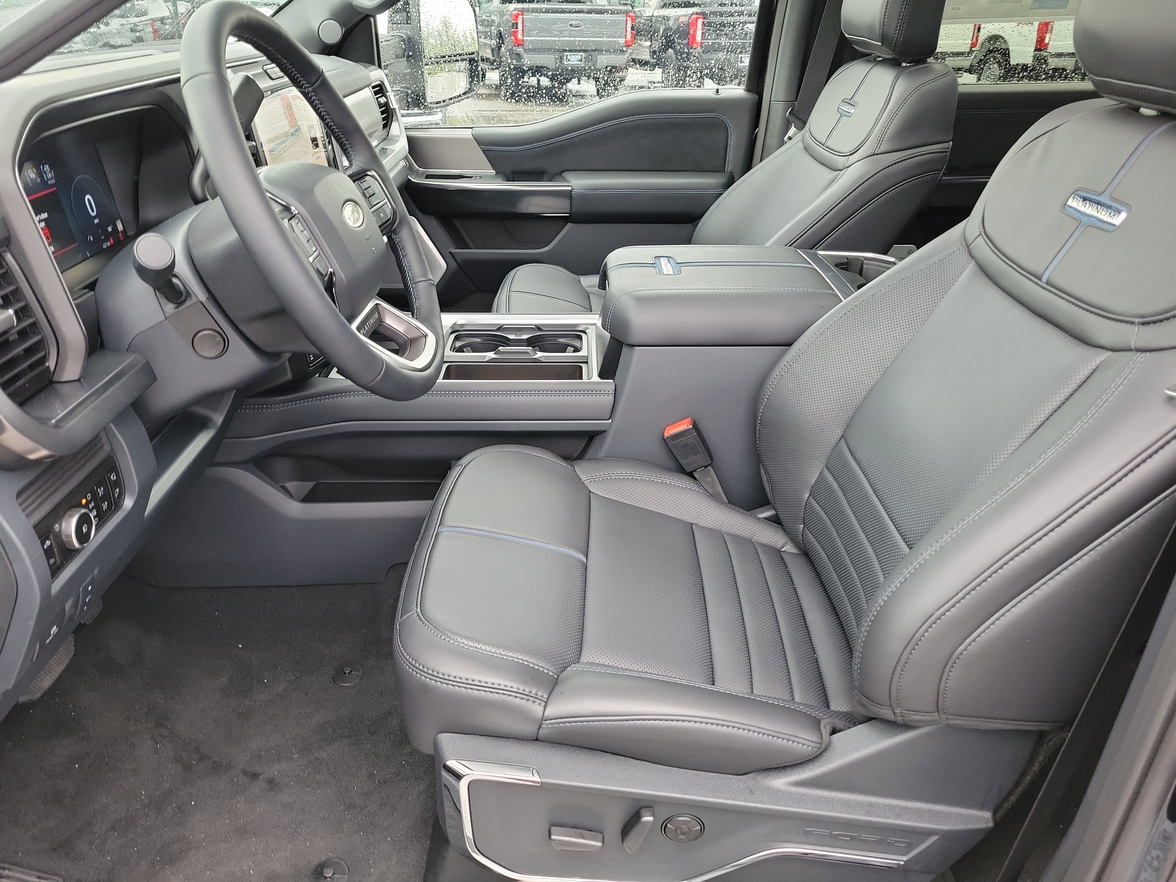 2026 Ford Super Duty F-350 SRW Platinum