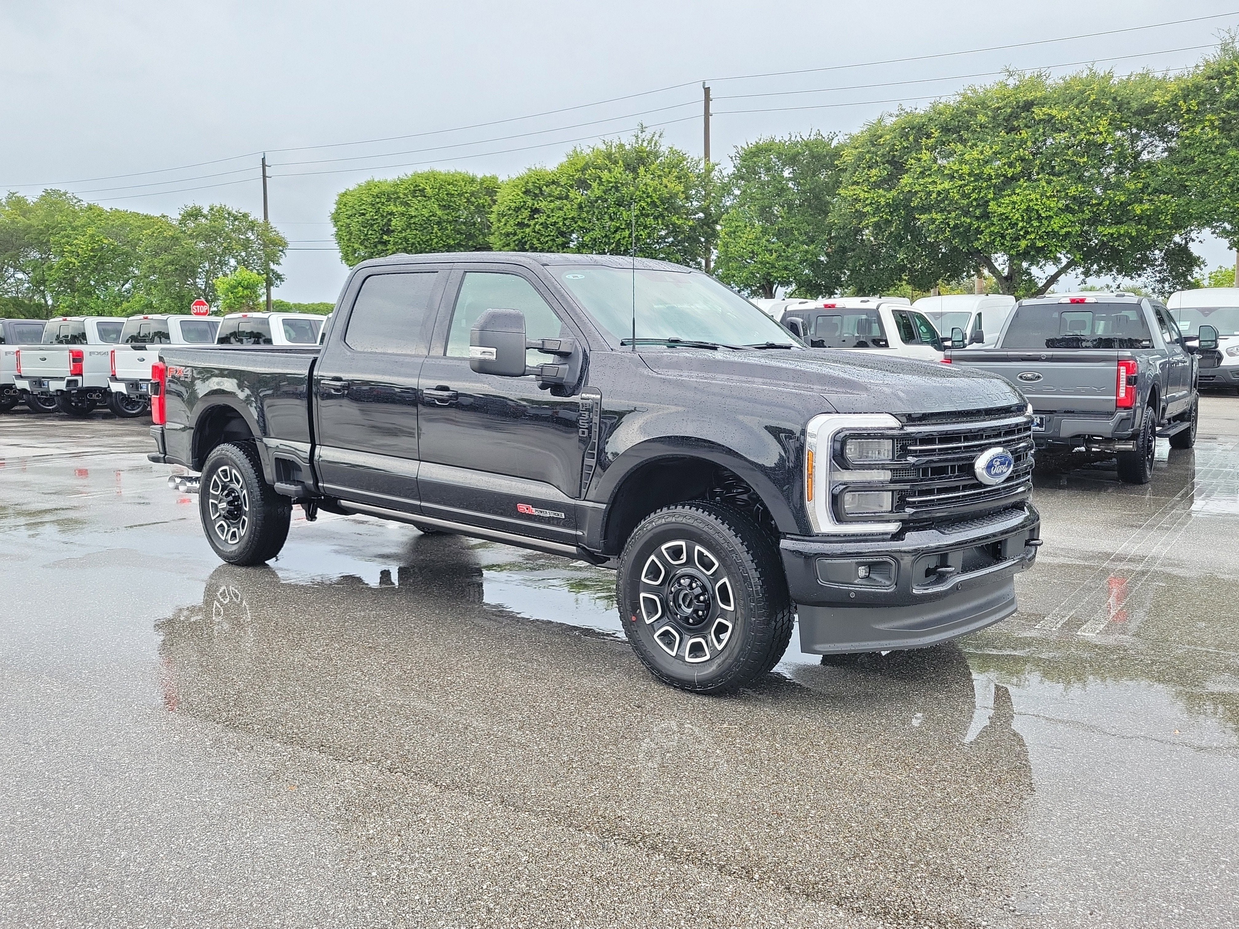 2026 Ford Super Duty F-350 SRW Platinum