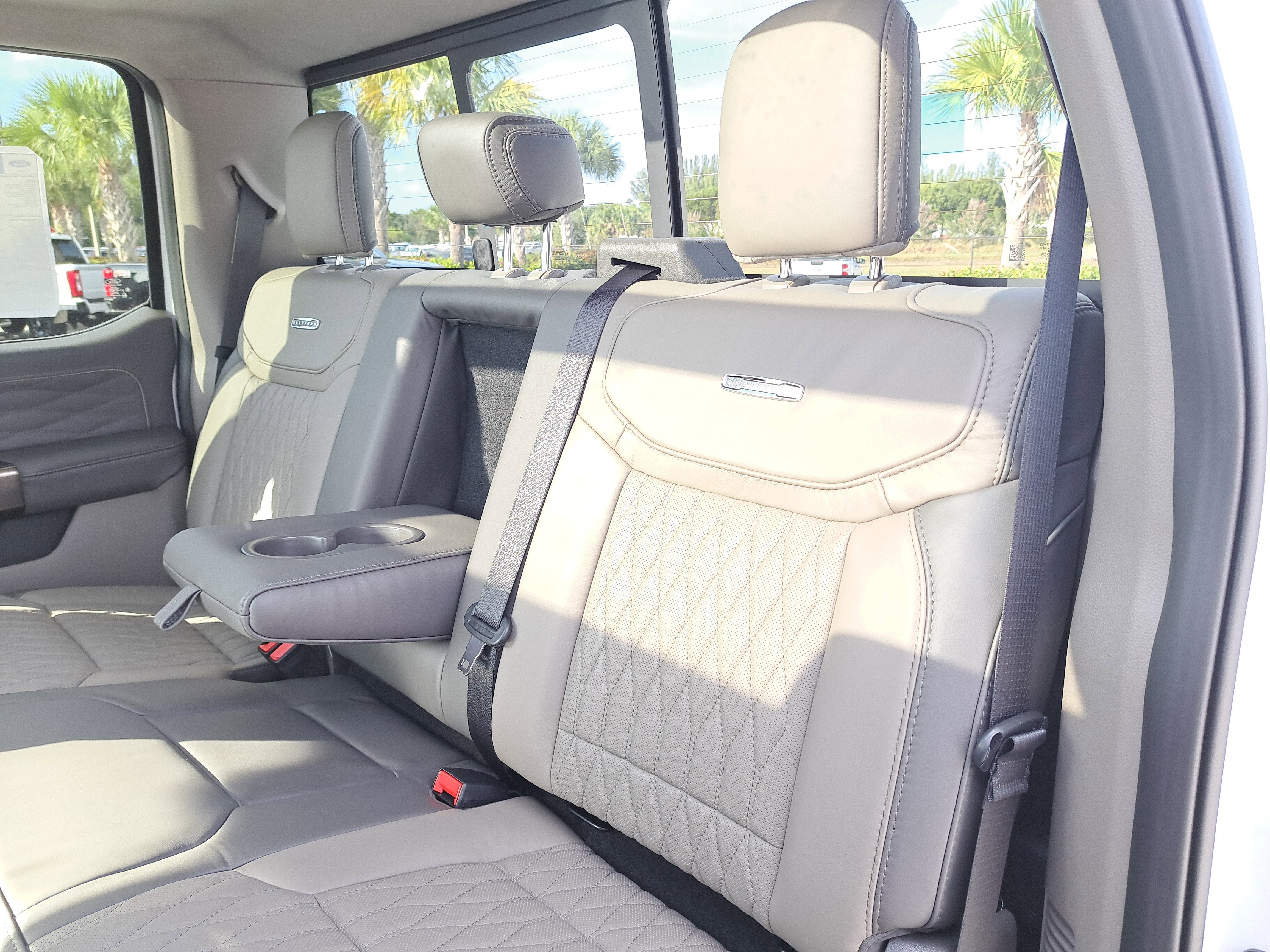 2026 Ford Super Duty F-350 SRW Platinum