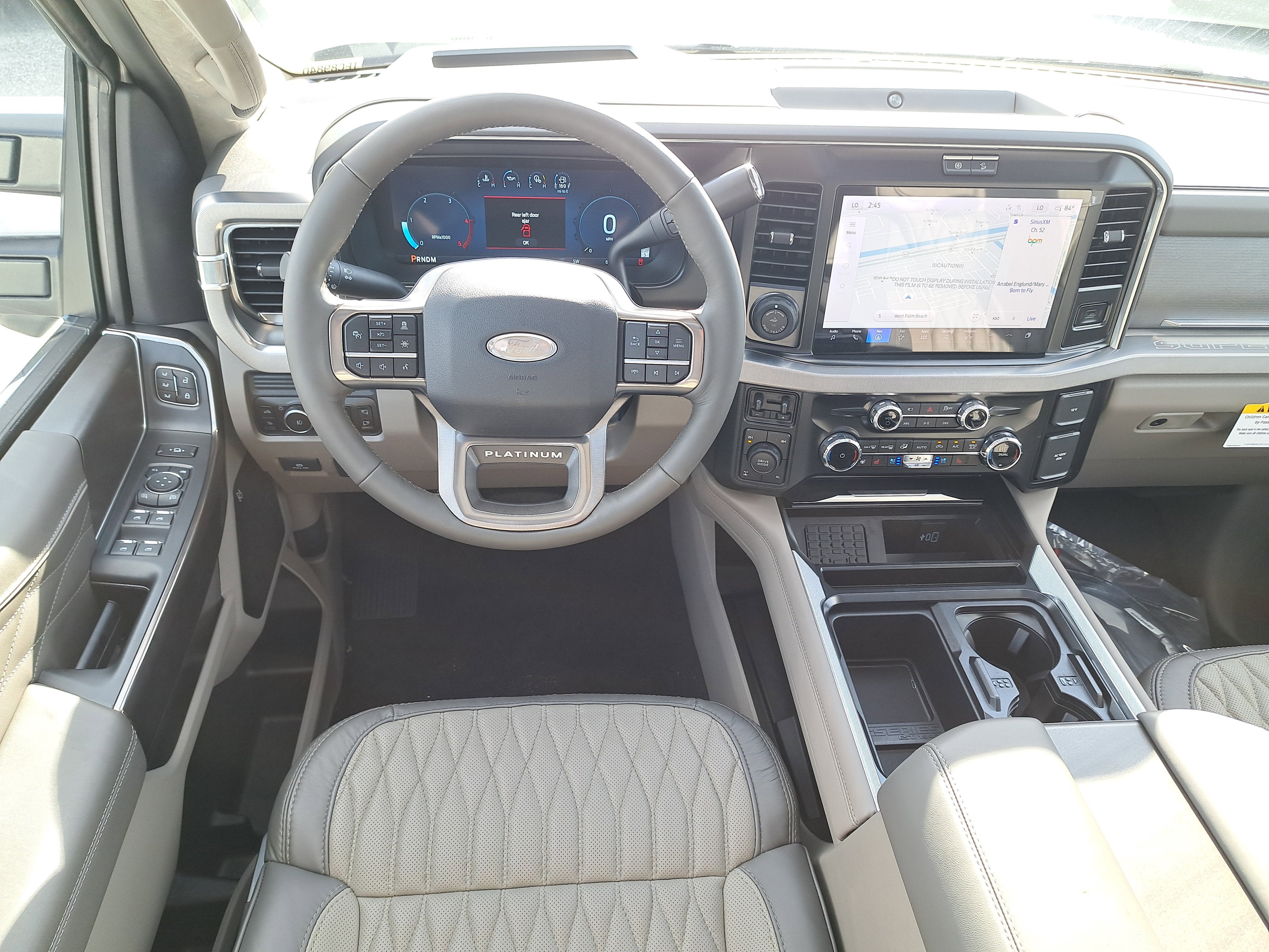 2026 Ford Super Duty F-350 SRW Platinum