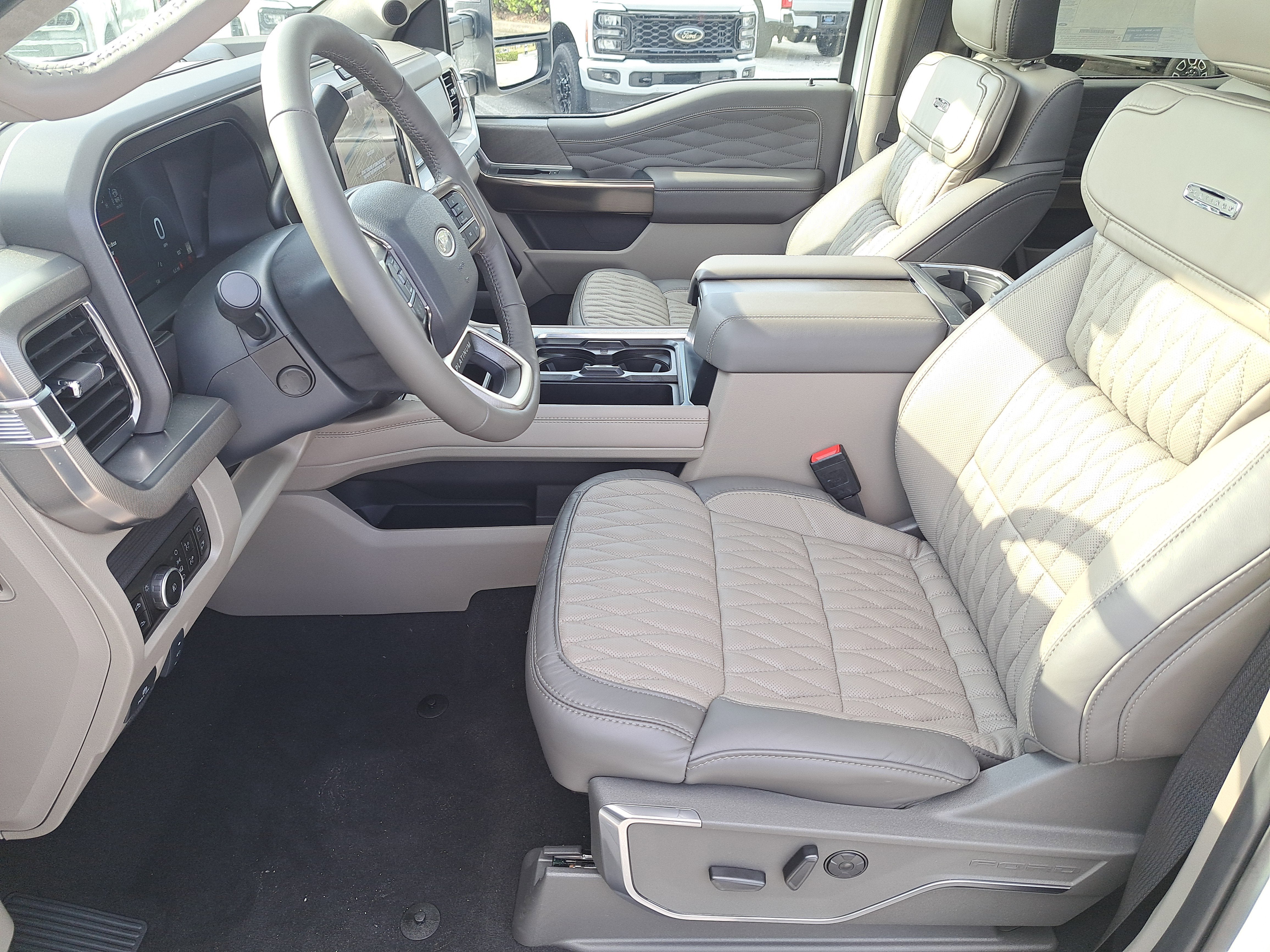 2026 Ford Super Duty F-350 SRW Platinum