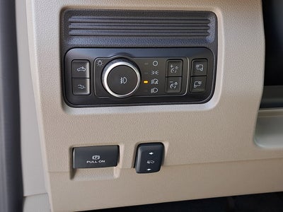 2026 Ford Super Duty F-350 SRW Platinum