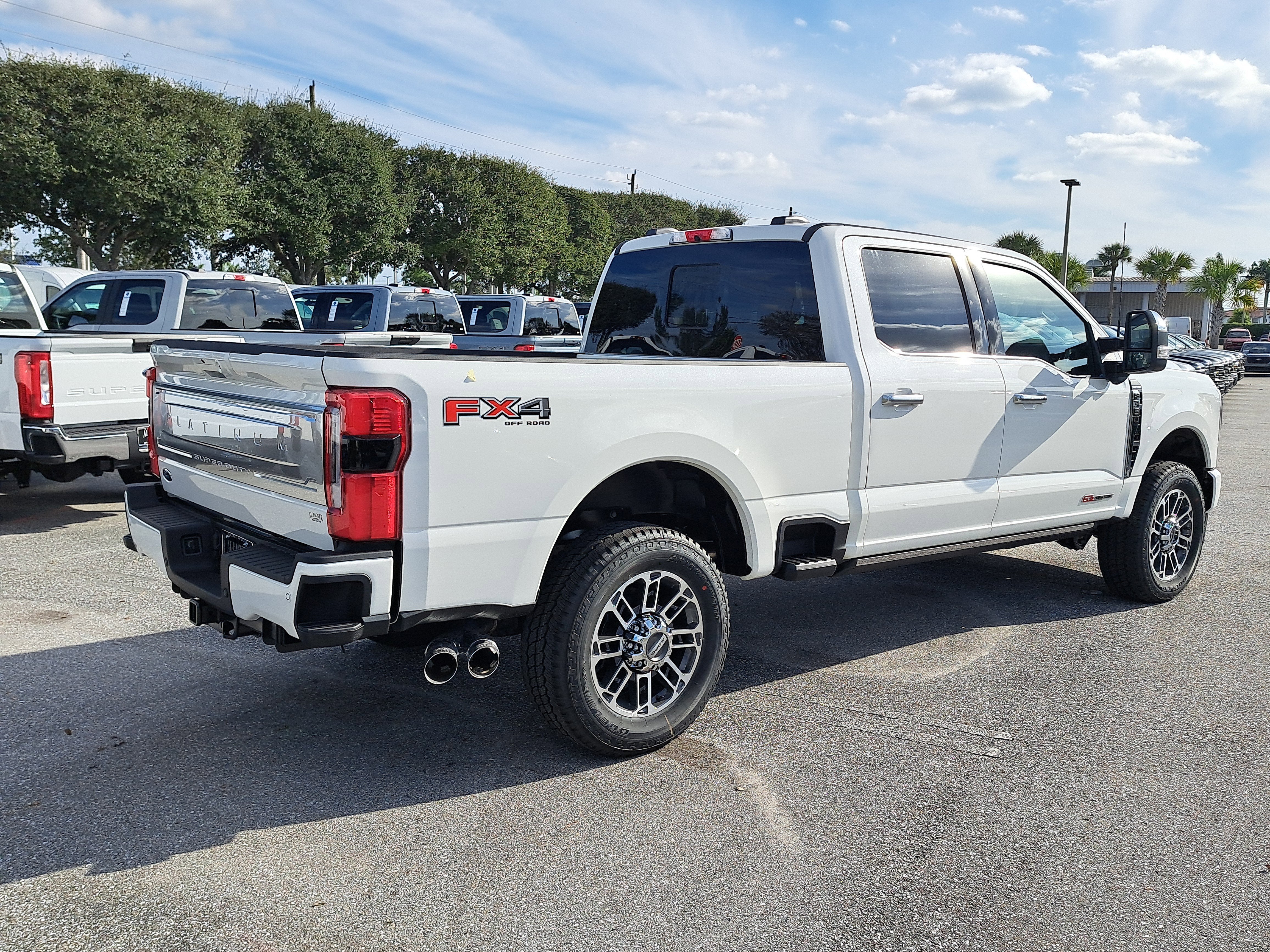 2026 Ford Super Duty F-350 SRW Platinum