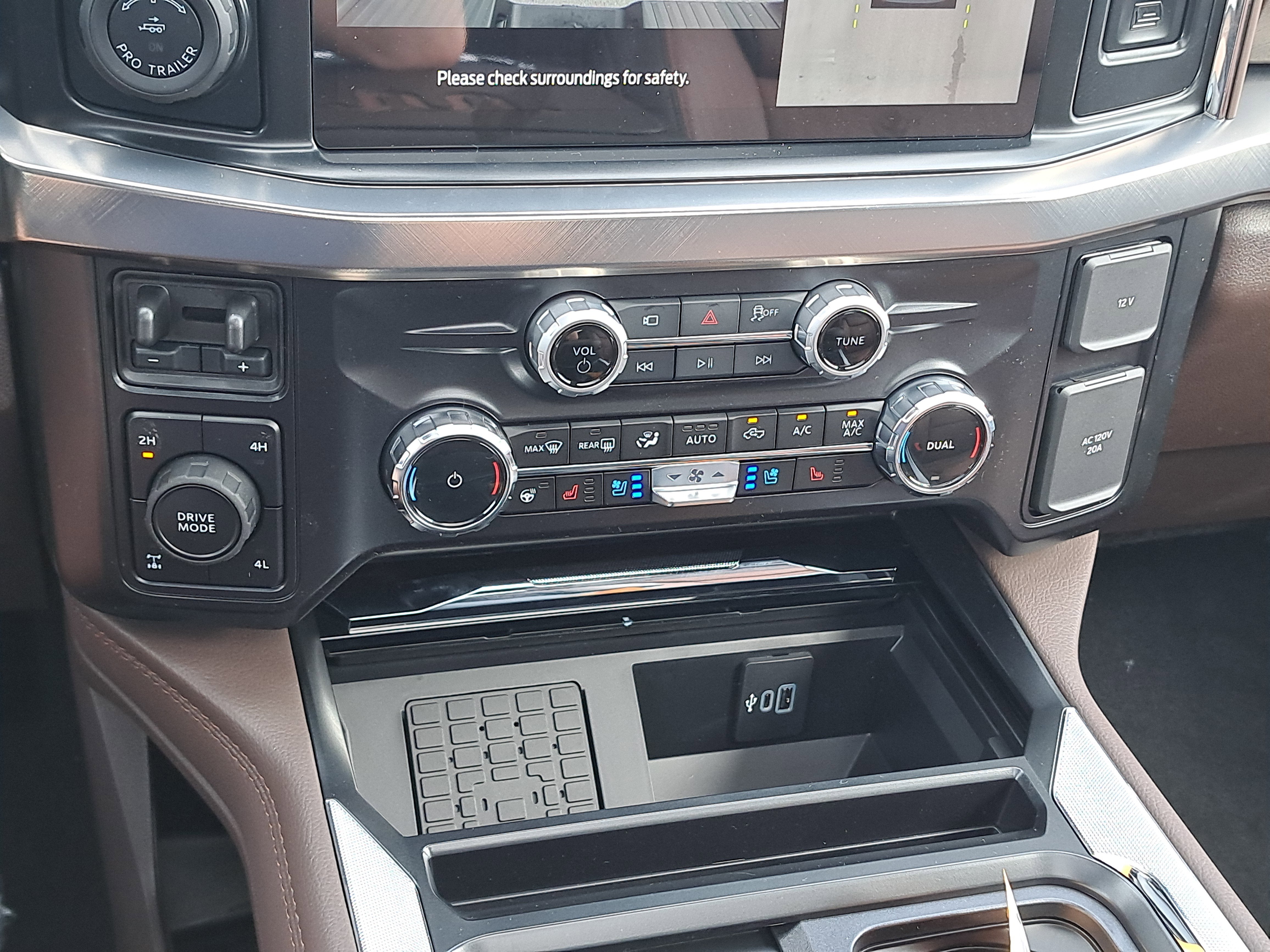 2026 Ford Super Duty F-350 SRW King Ranch