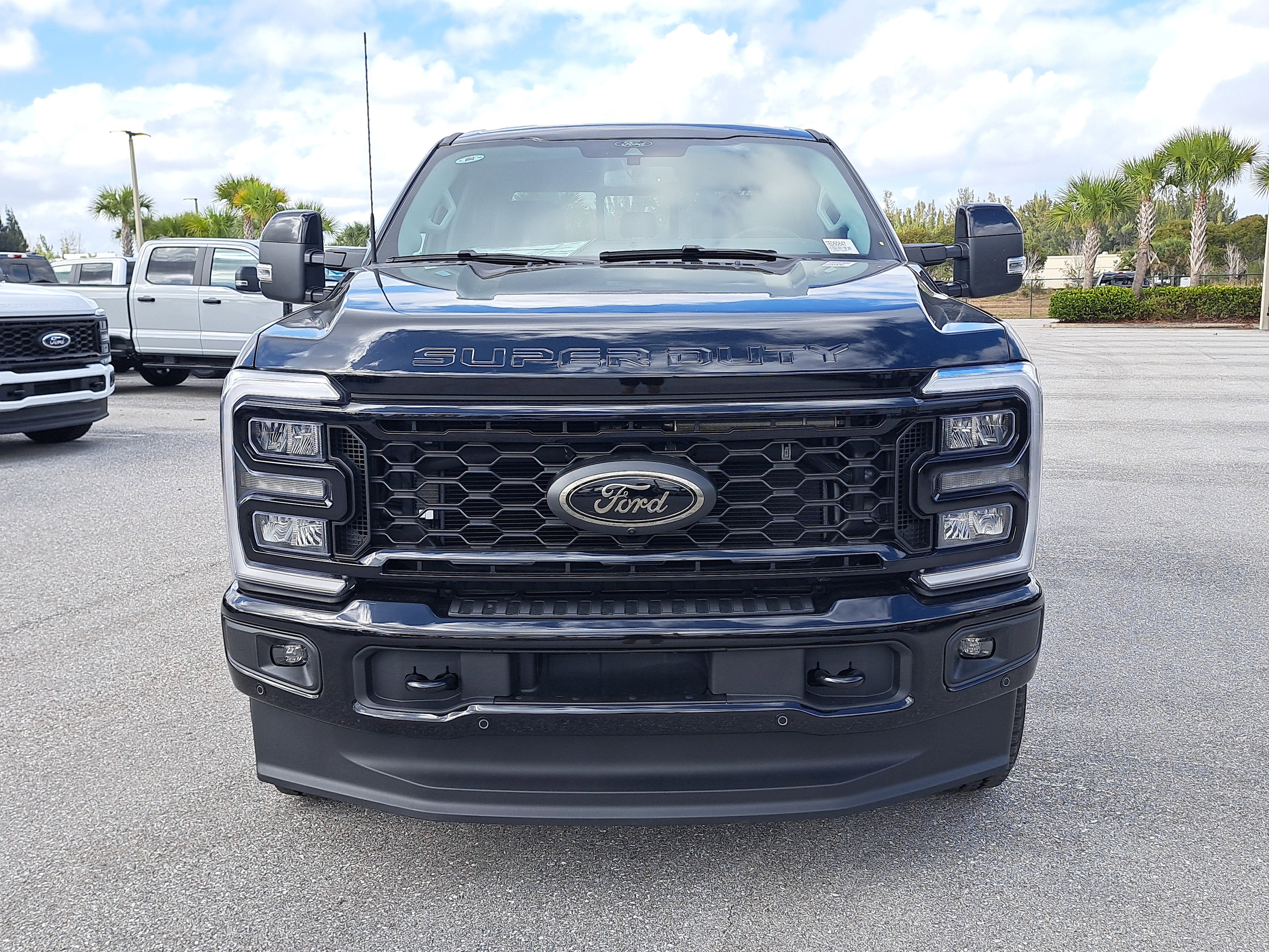 2026 Ford Super Duty F-350 SRW LARIAT