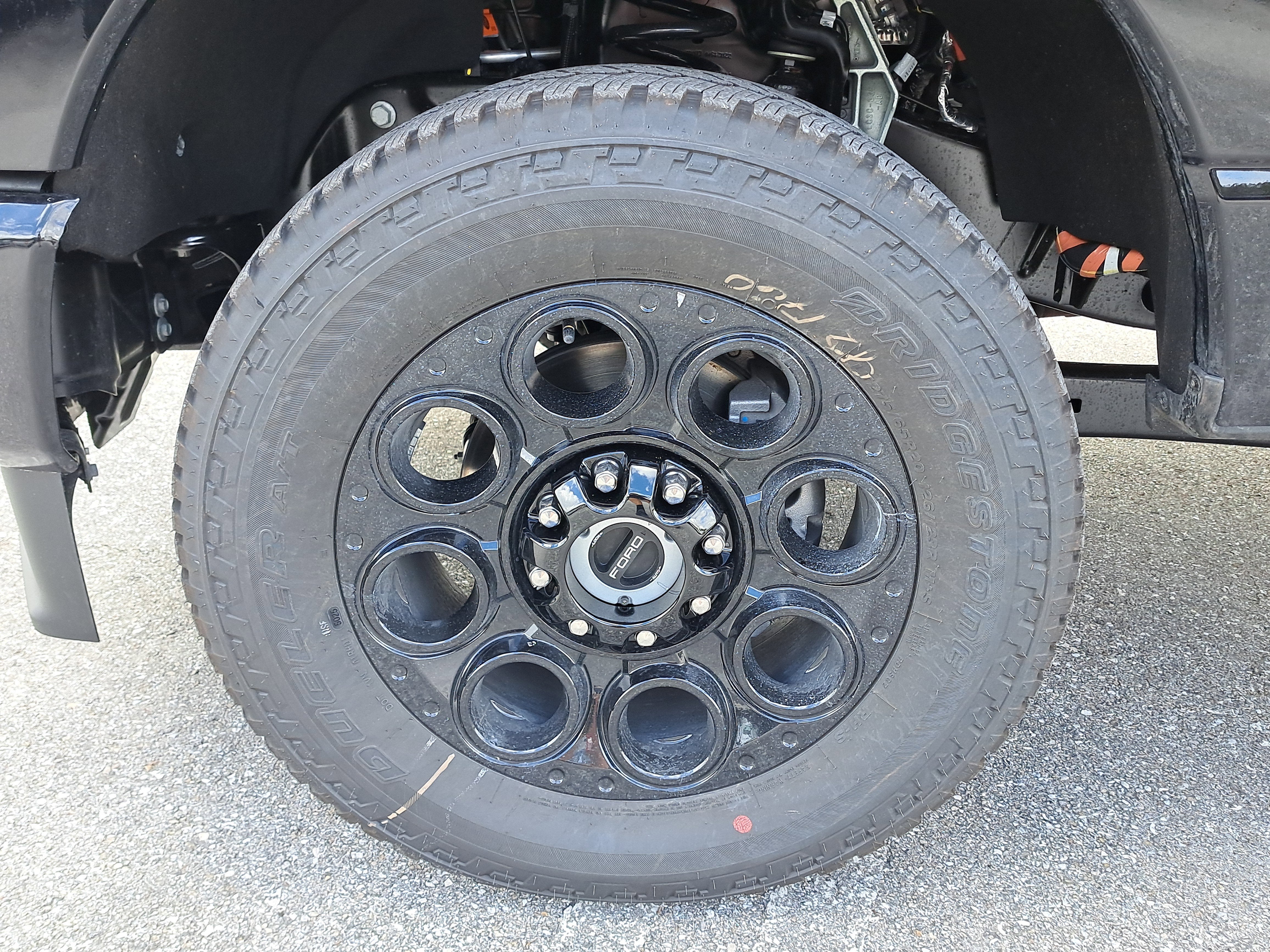 2026 Ford Super Duty F-350 SRW LARIAT