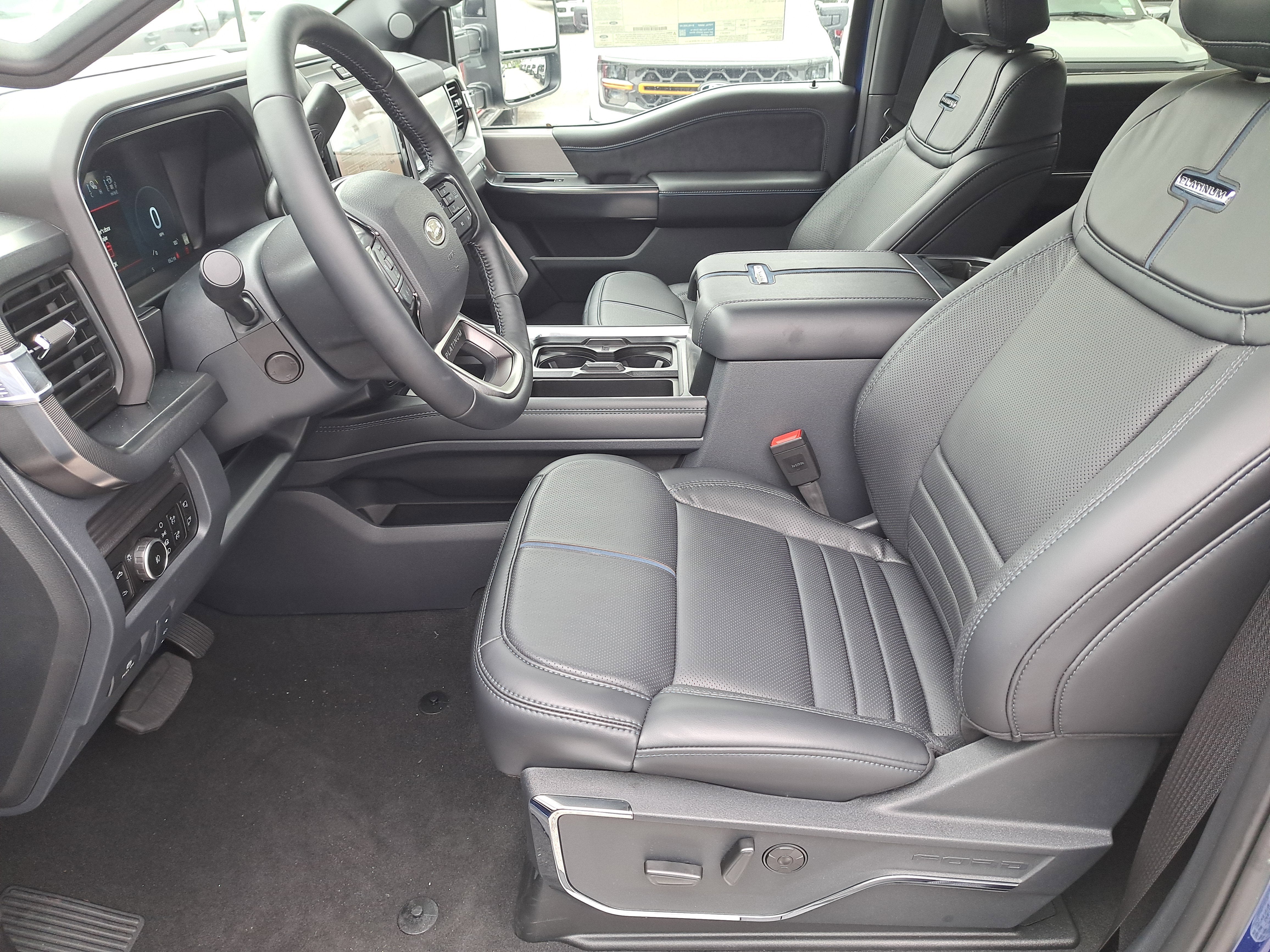 2026 Ford Super Duty F-350 SRW Platinum