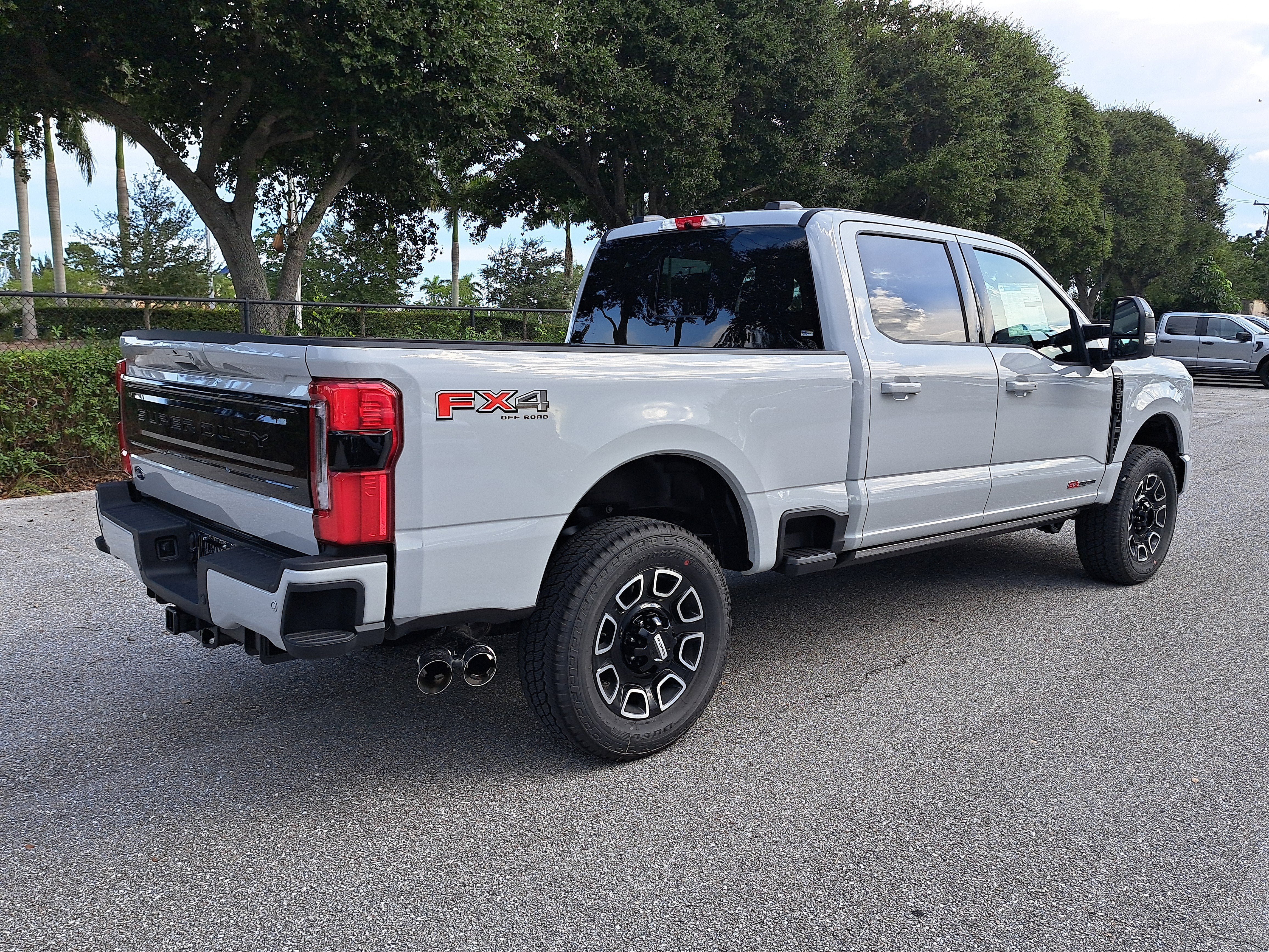 2026 Ford Super Duty F-350 SRW Platinum