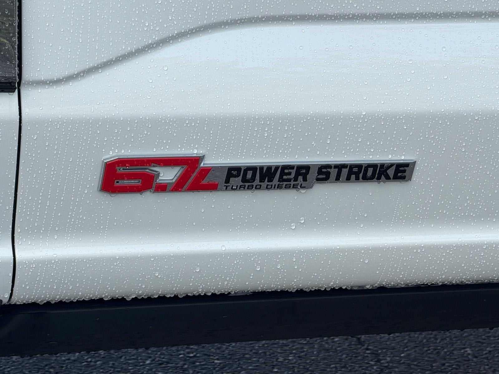 2027 Ford Super Duty F-350 SRW F-350® Platinum®
