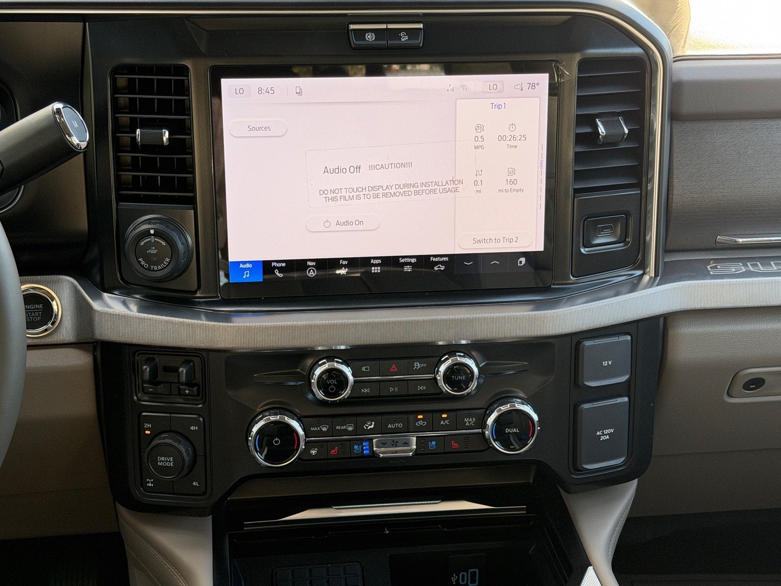 2027 Ford Super Duty F-350 SRW F-350® Platinum®