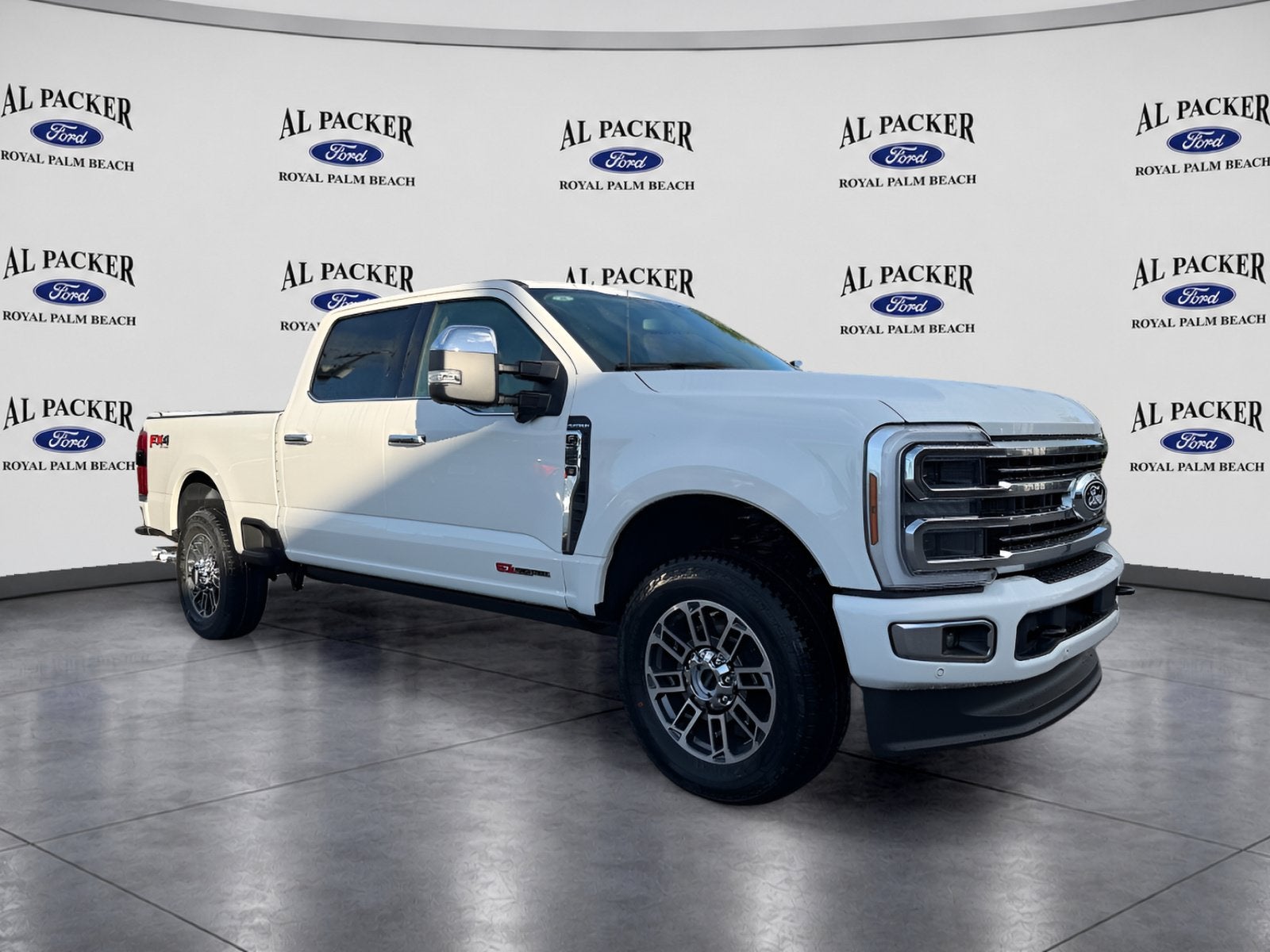 2027 Ford Super Duty F-350 SRW F-350® Platinum®
