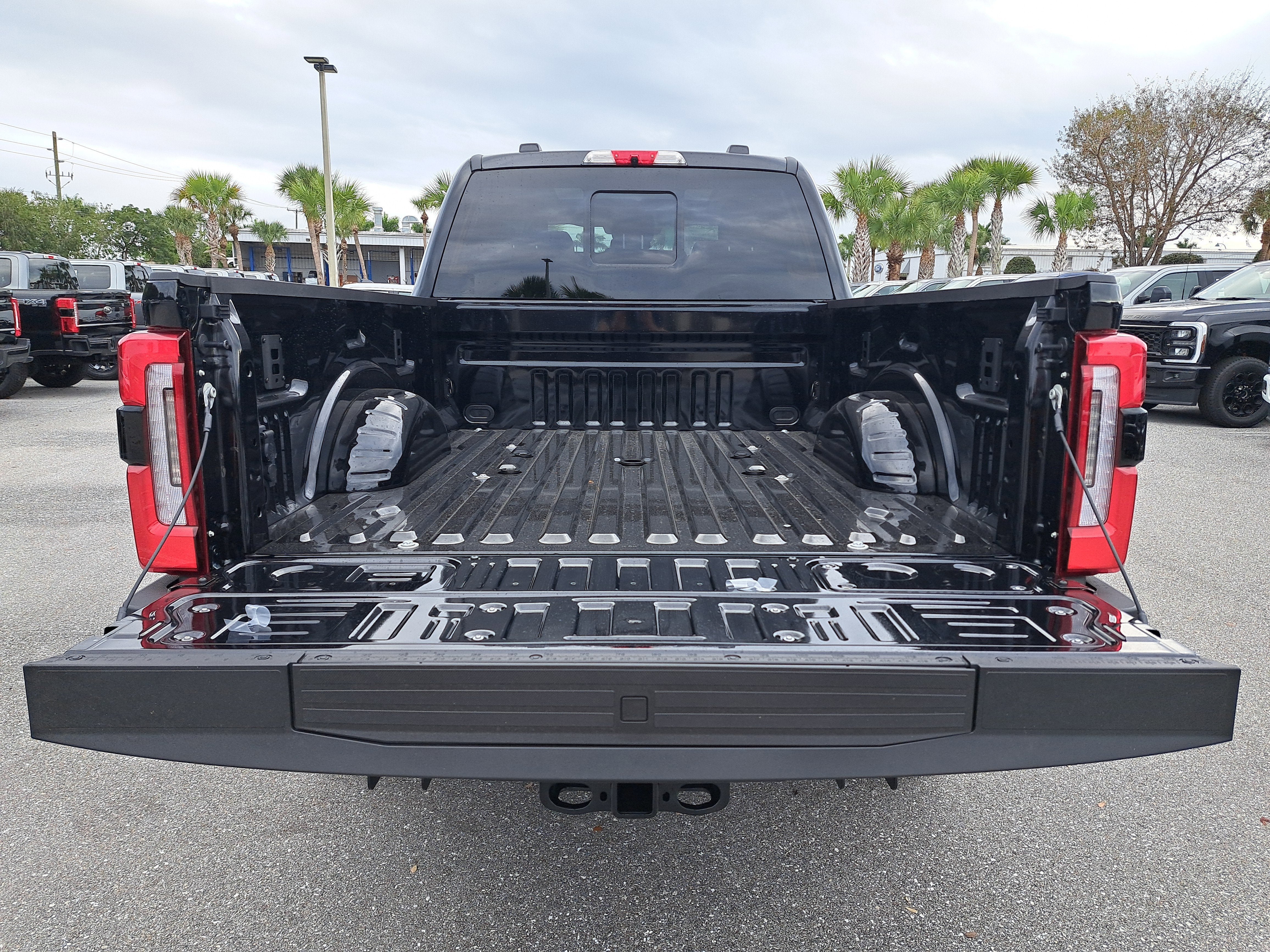 2026 Ford Super Duty F-350 SRW Platinum