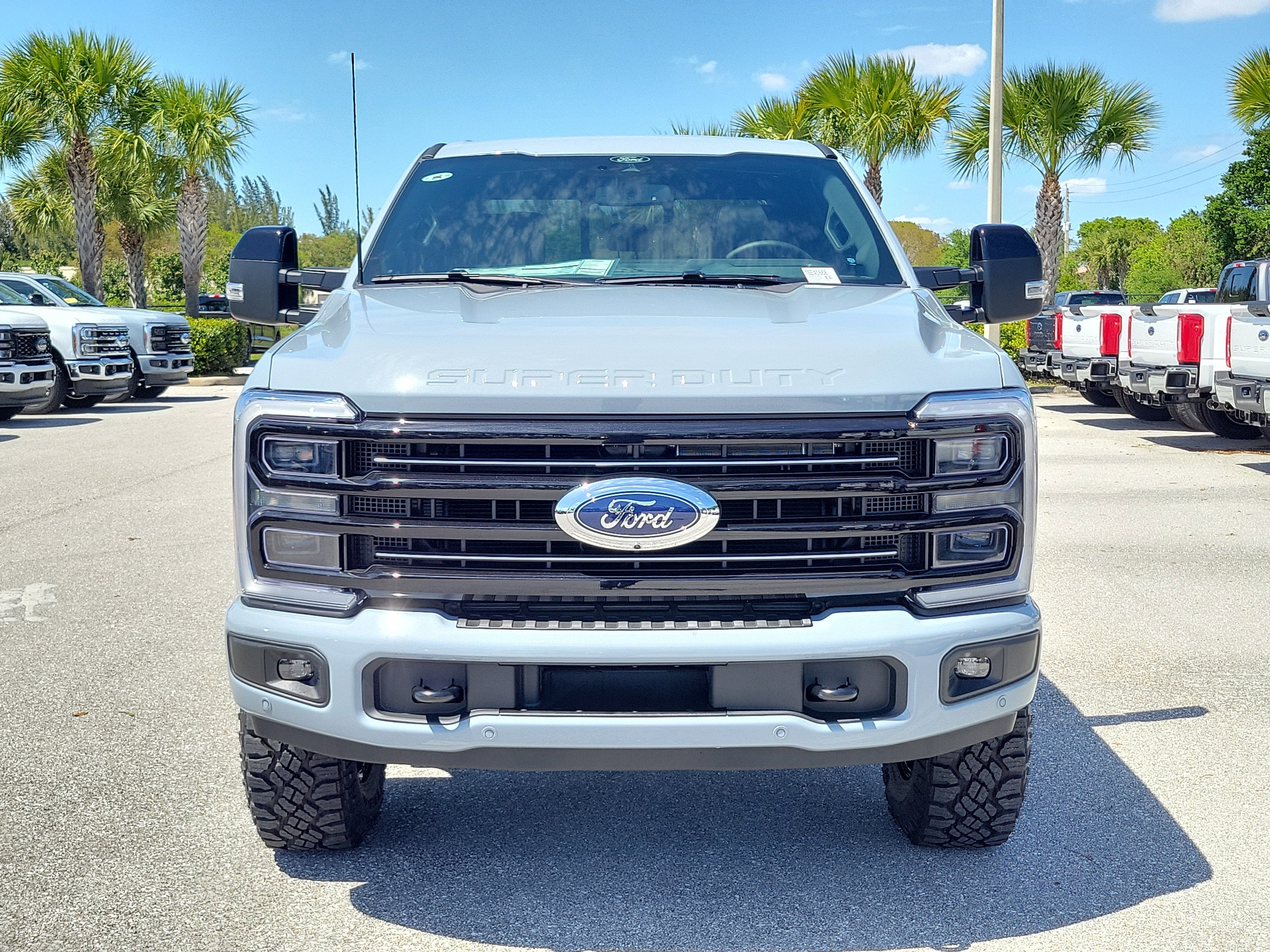 2026 Ford Super Duty F-350 SRW Platinum