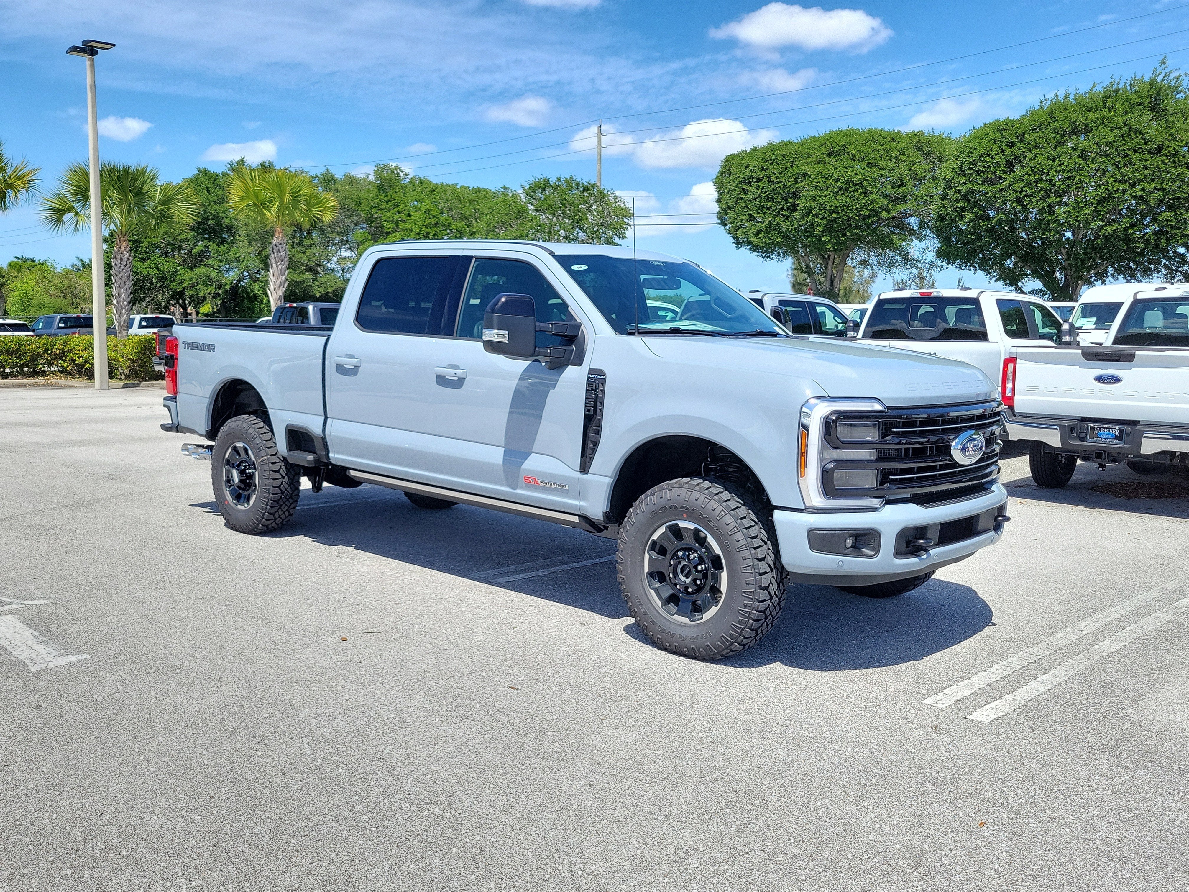2026 Ford Super Duty F-350 SRW Platinum