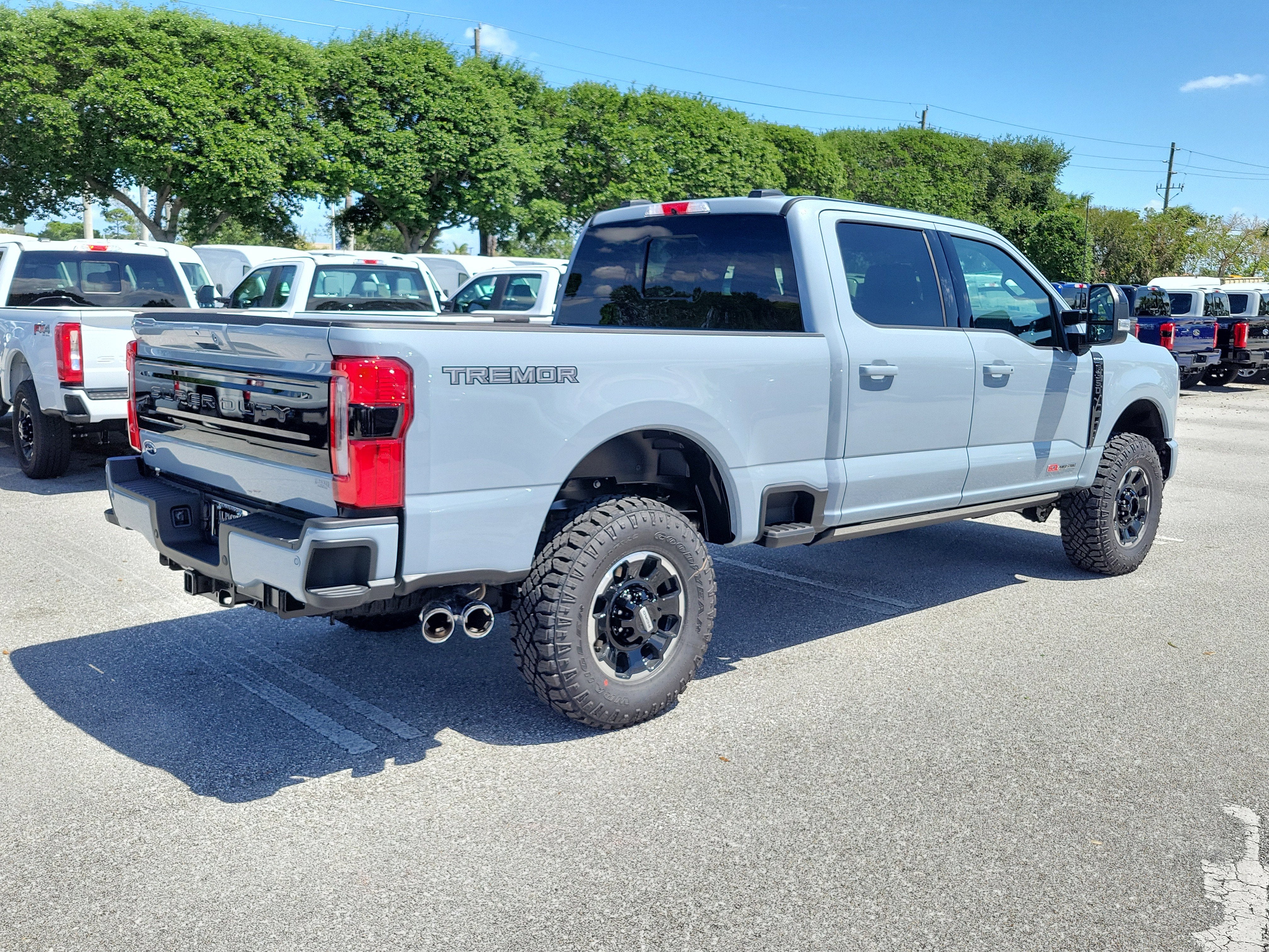 2026 Ford Super Duty F-350 SRW Platinum