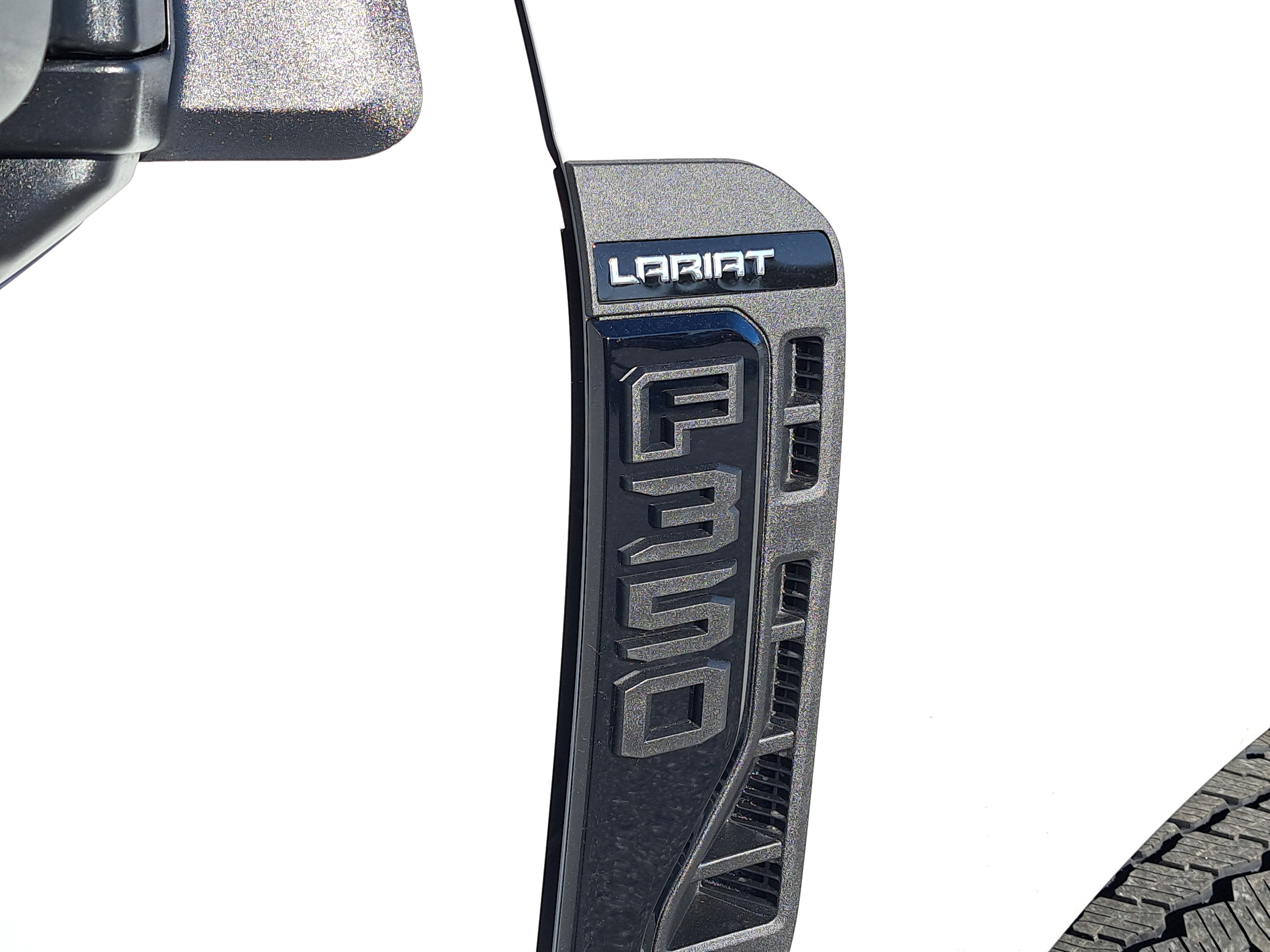 2026 Ford Super Duty F-350 SRW LARIAT