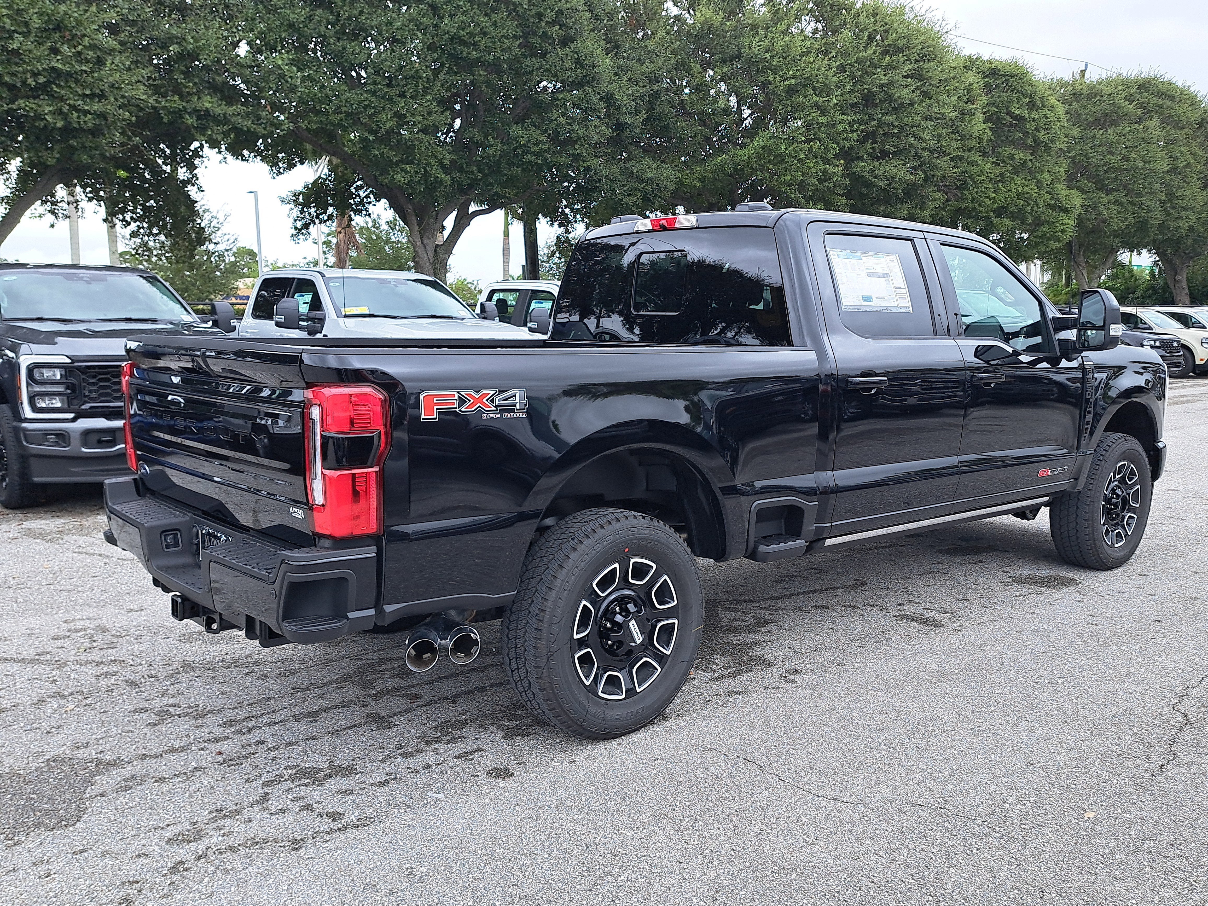 2026 Ford Super Duty F-350 SRW Platinum
