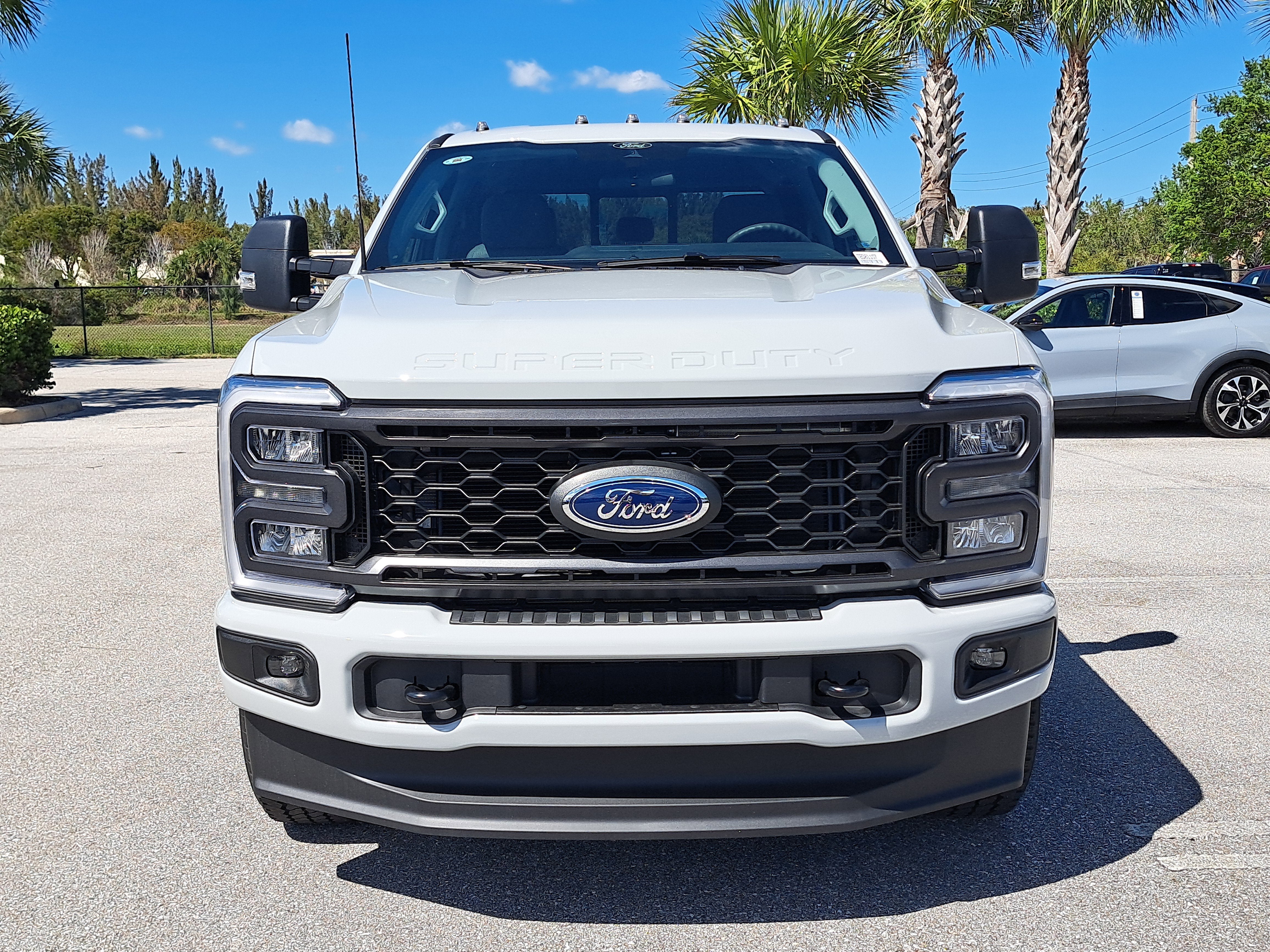 2026 Ford Super Duty F-350 SRW XL