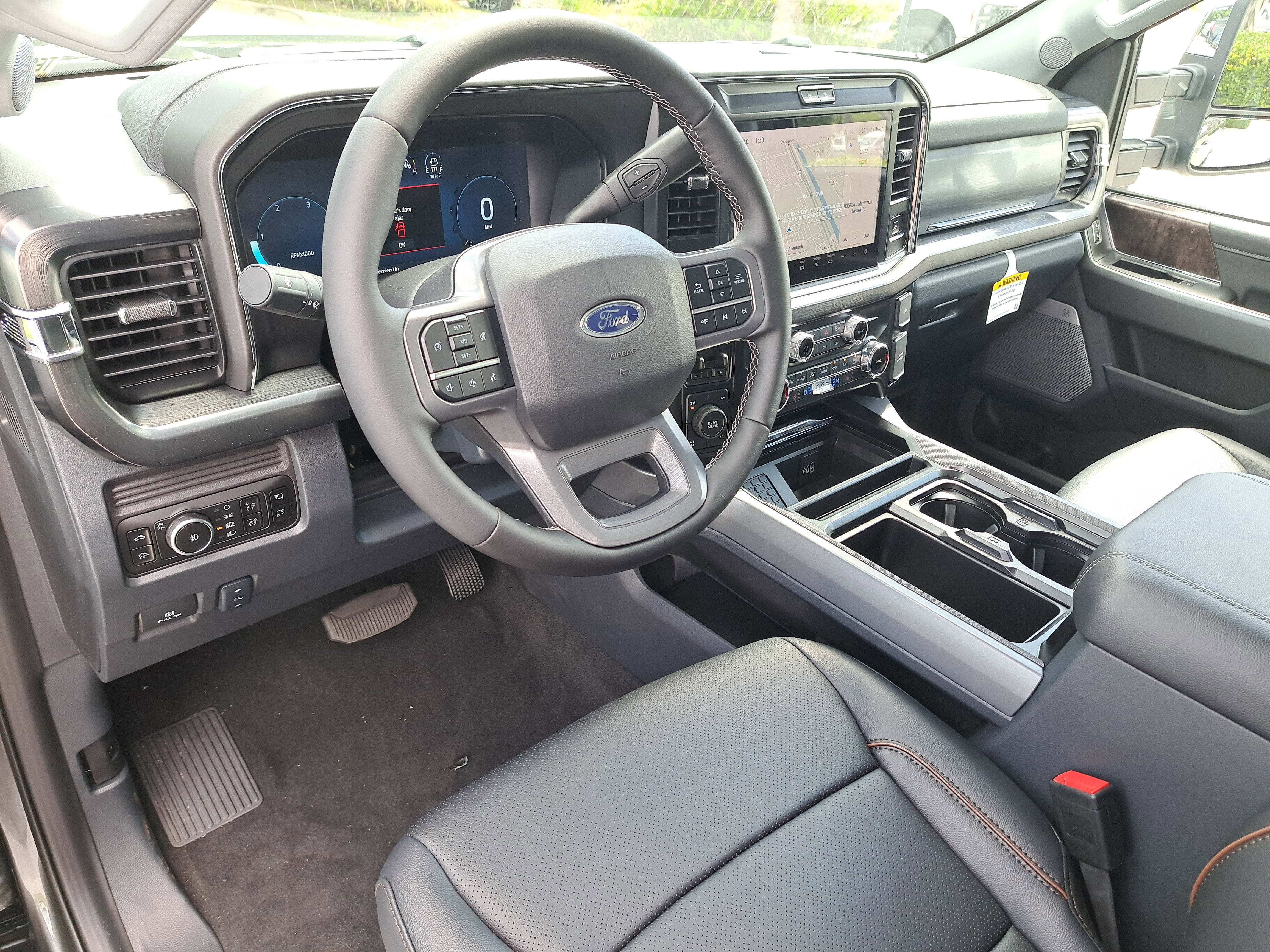 2026 Ford Super Duty F-350 SRW LARIAT