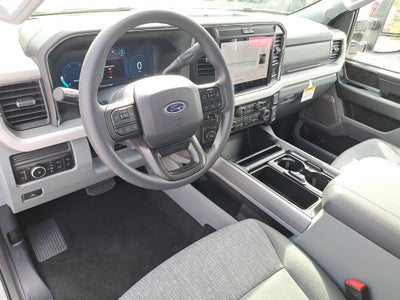 2026 Ford Super Duty F-350 SRW XLT