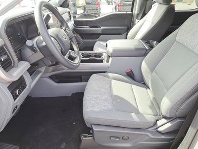 2026 Ford Super Duty F-350 SRW XLT