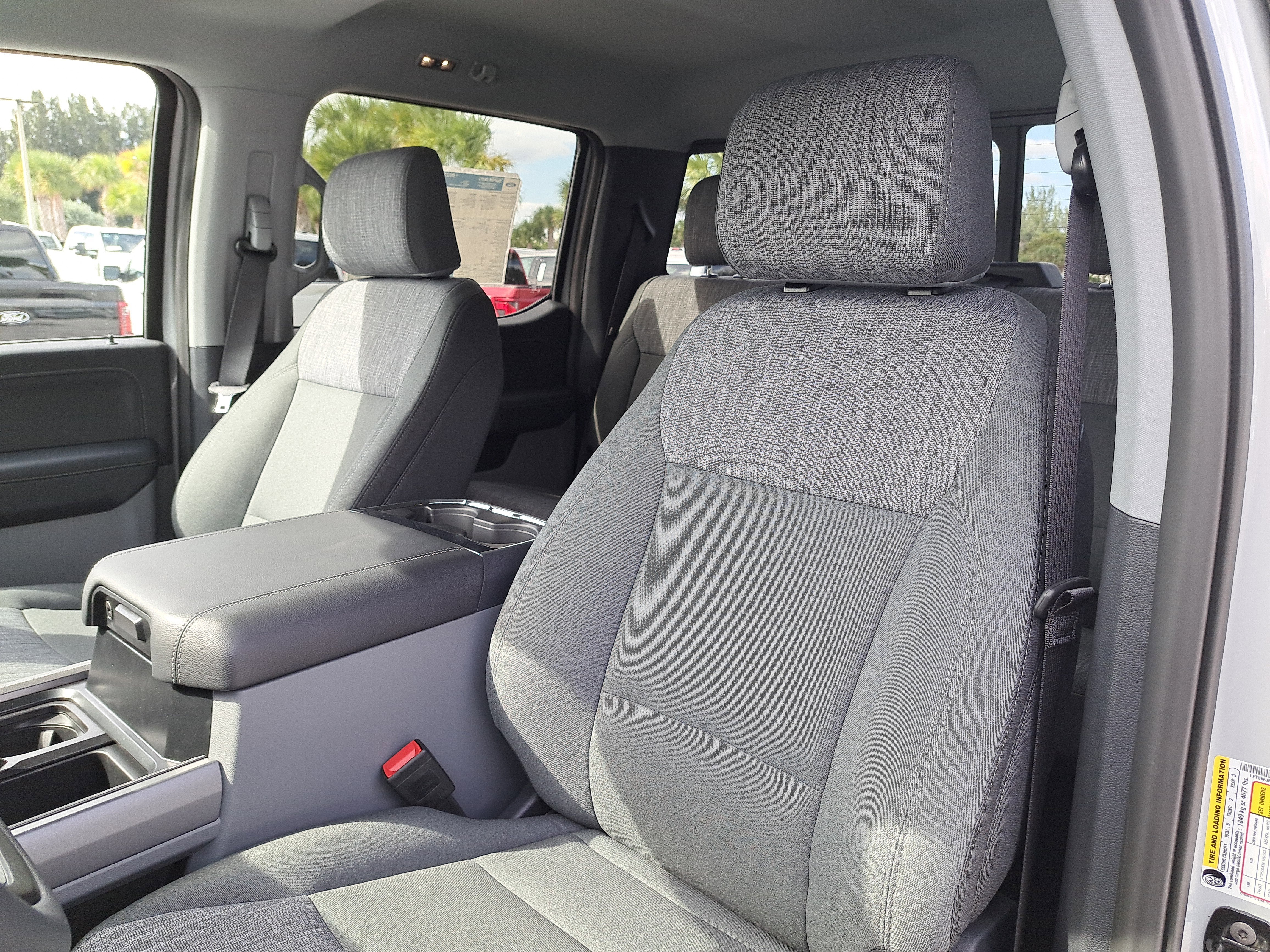 2026 Ford Super Duty F-350 SRW XLT