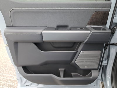 2026 Ford Super Duty F-350 SRW LARIAT