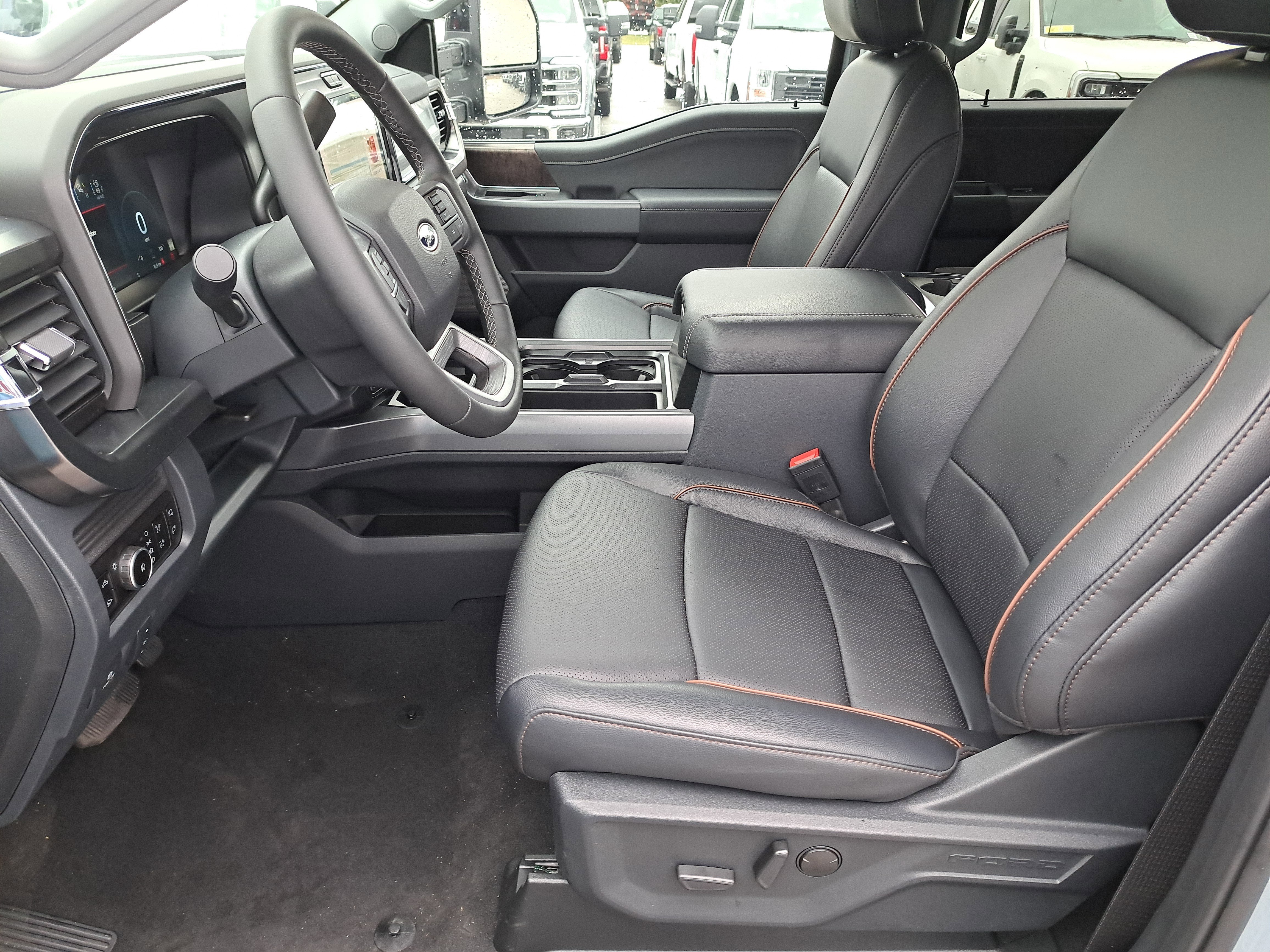 2026 Ford Super Duty F-350 SRW LARIAT