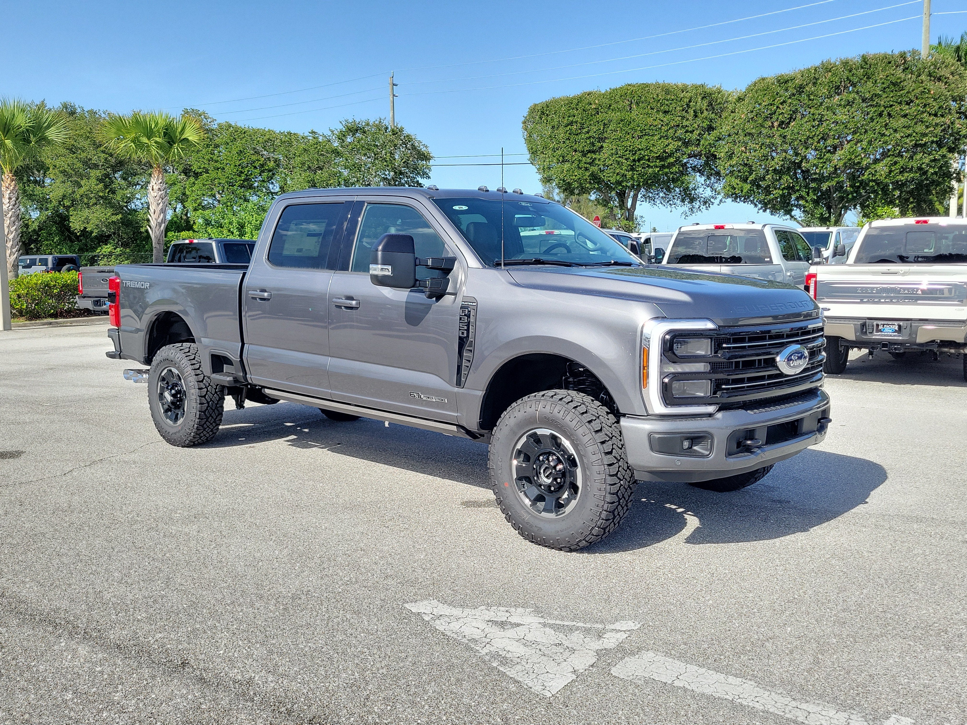 2026 Ford Super Duty F-350 SRW Platinum