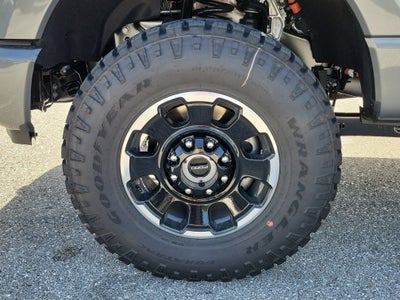 2026 Ford Super Duty F-350 SRW Platinum
