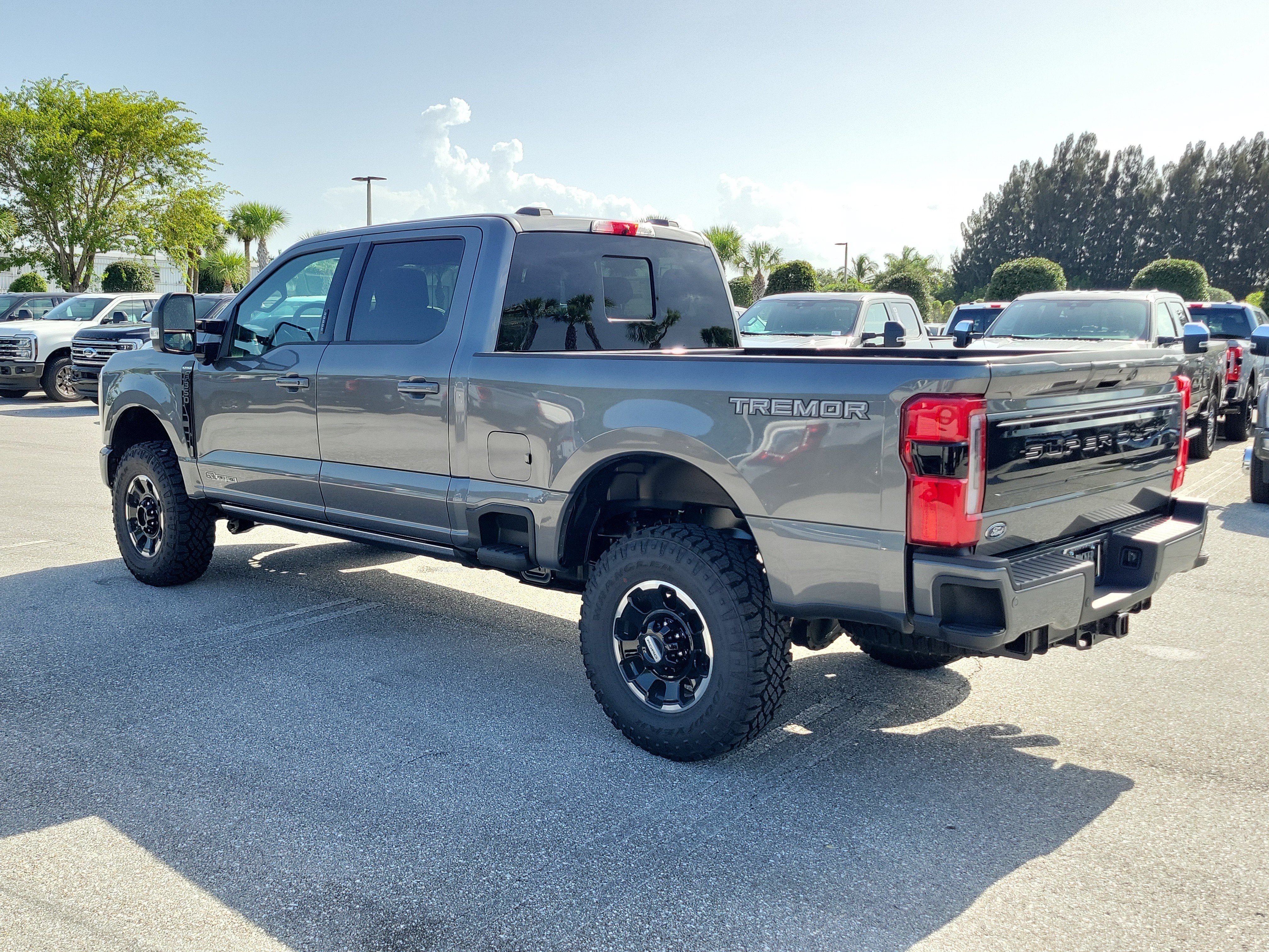 2026 Ford Super Duty F-350 SRW Platinum